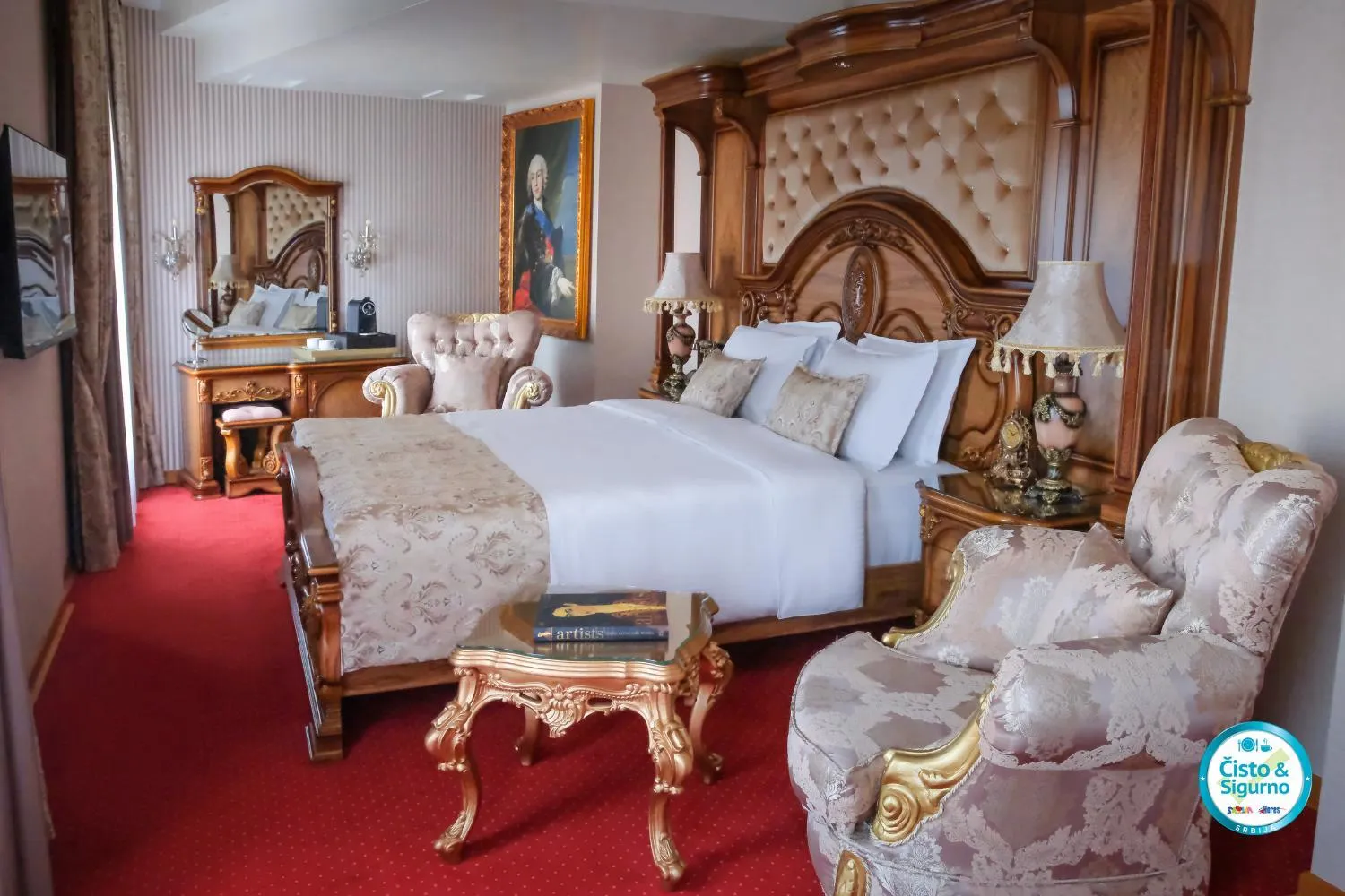 Bed in Prezident Palace Belgrade - Adults Only