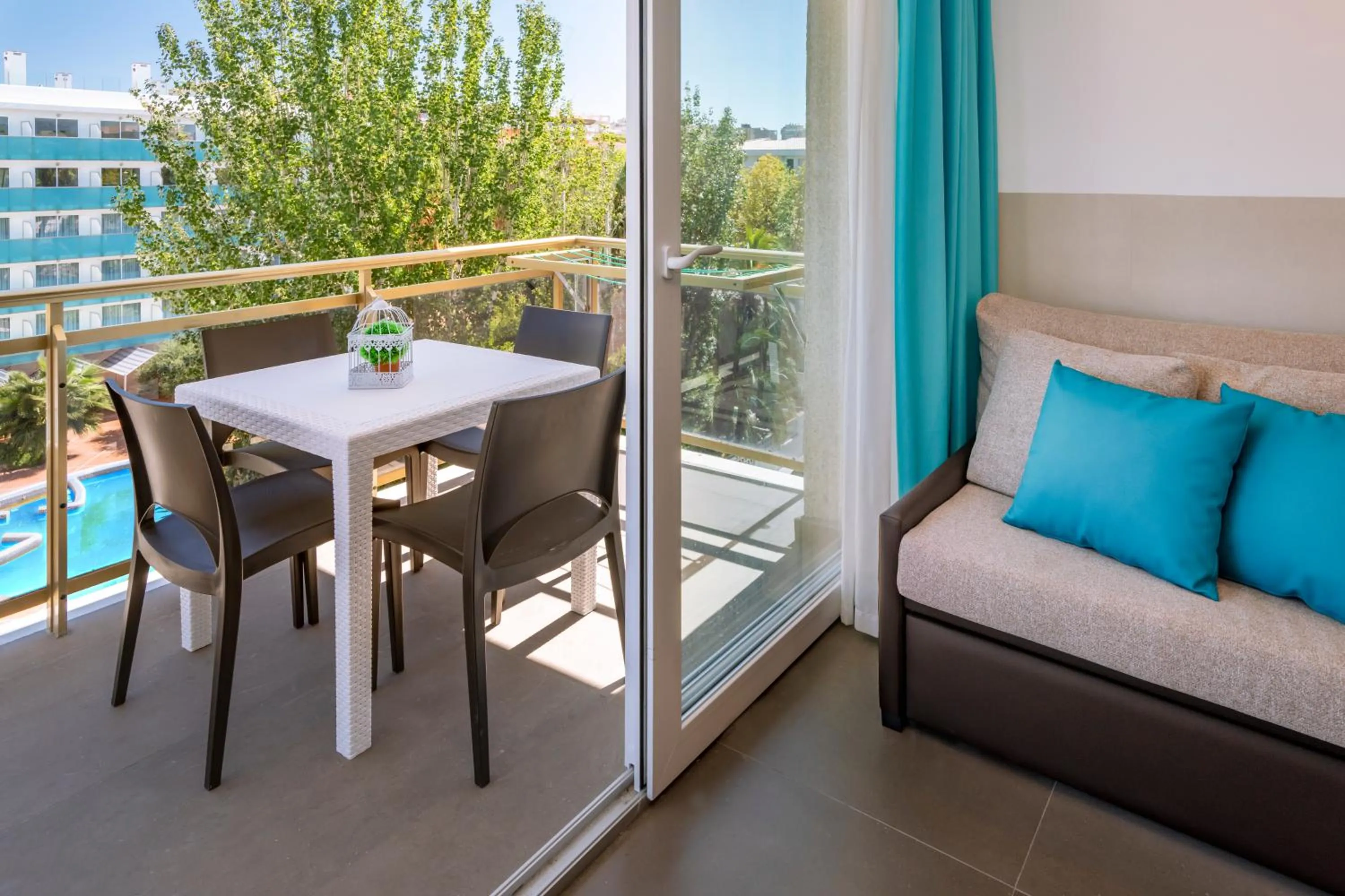 Balcony/Terrace in Rentalmar Salou Playa Family Suites & Pool