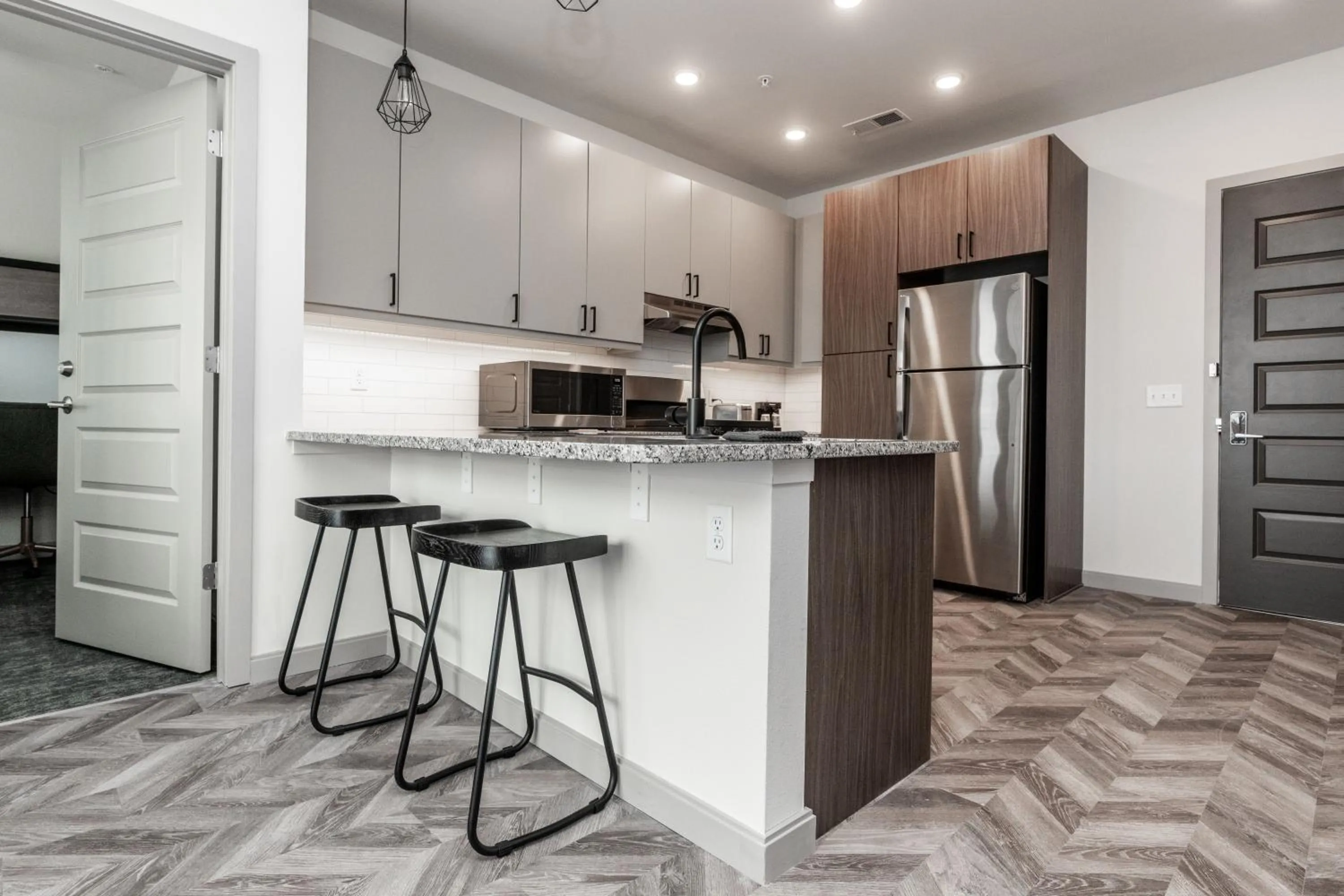 Kitchen or kitchenette in Yugo Guest Suites