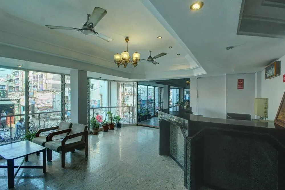 Communal lounge/ TV room in Padmam Hotel