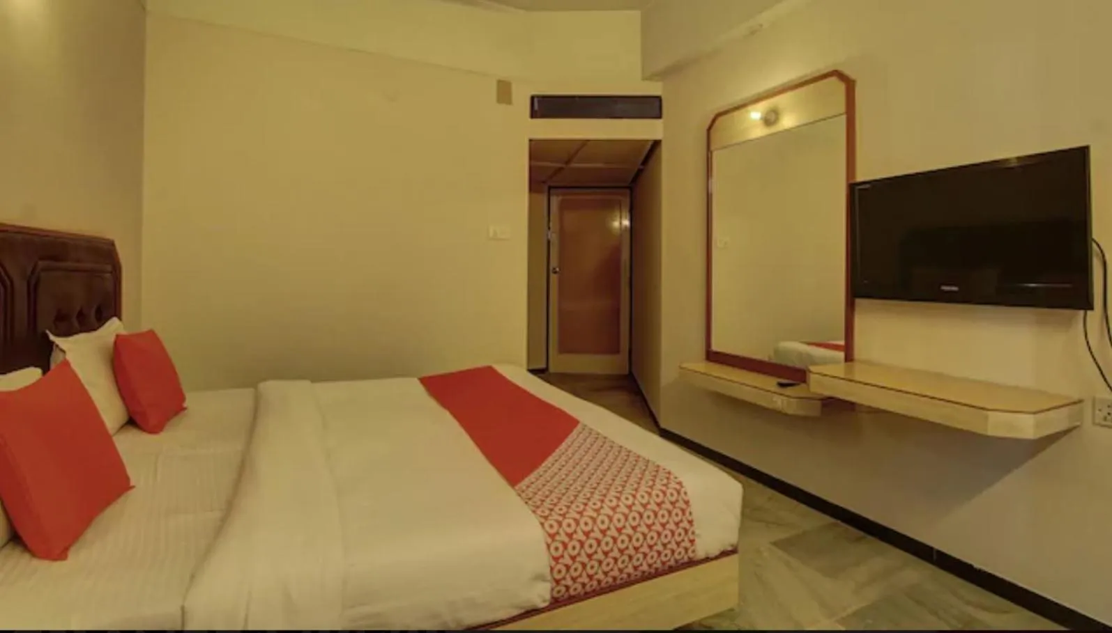 Bed in Padmam Hotel