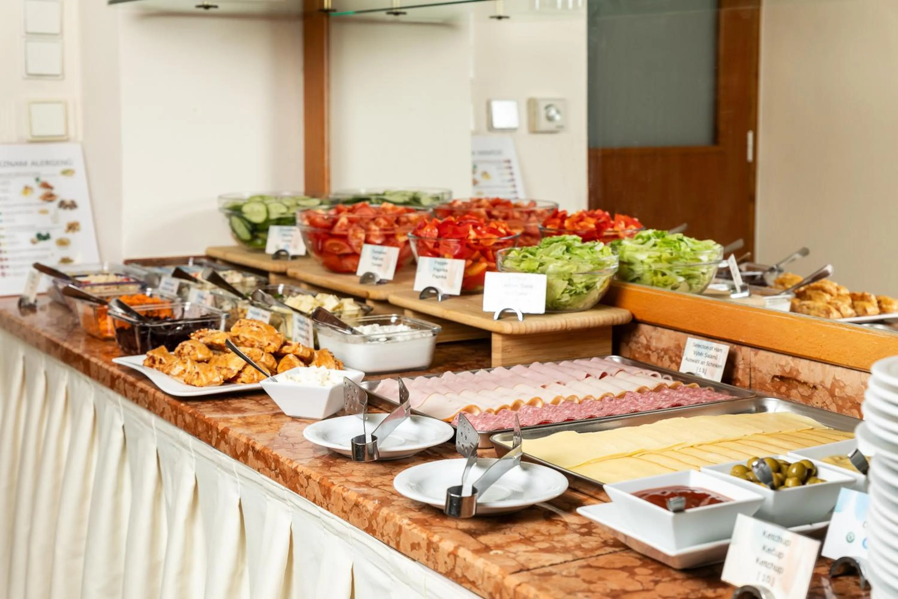 Breakfast in Ametyst Hotel Praha