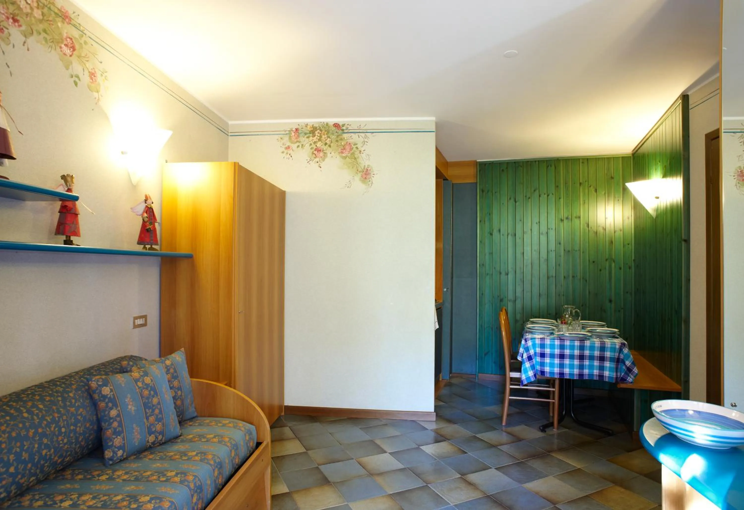 Dining area in Residence Mirelladue