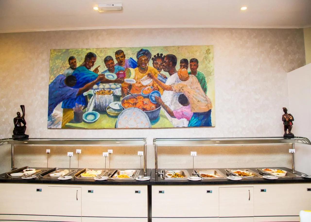 Breakfast in Hotel Bon Voyage