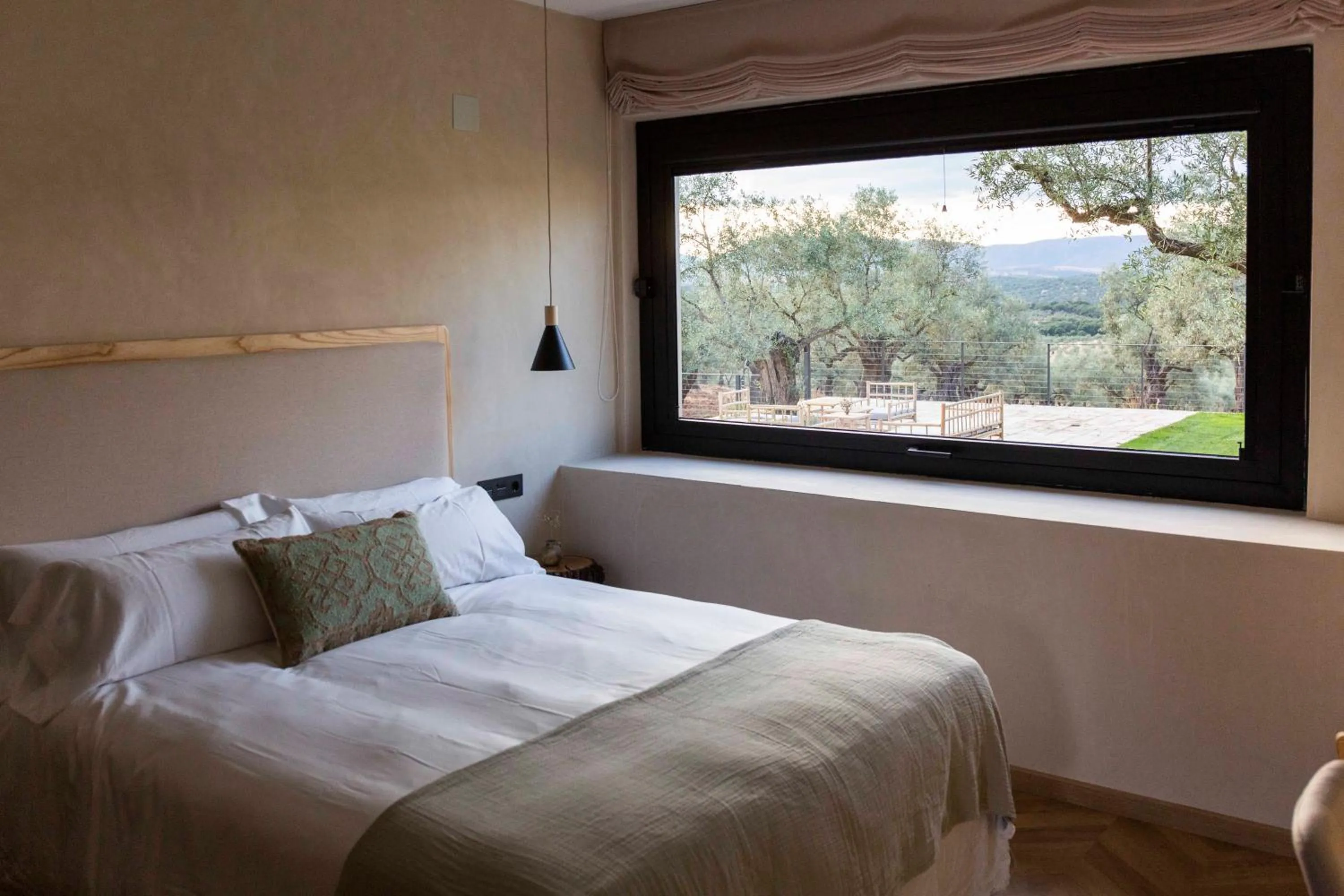 Photo of the whole room, Bed in Hábitat Cigüeña Negra