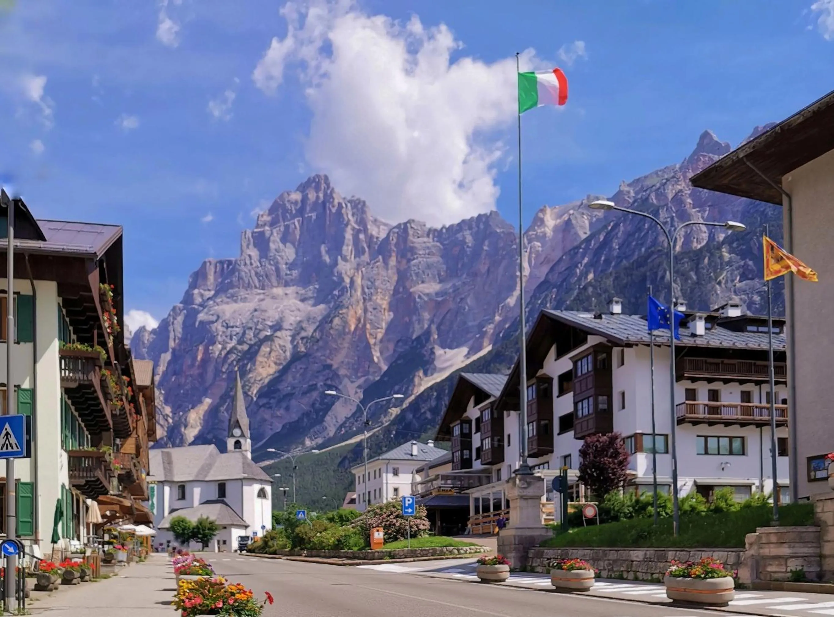 Nearby landmark in Residence Peniè