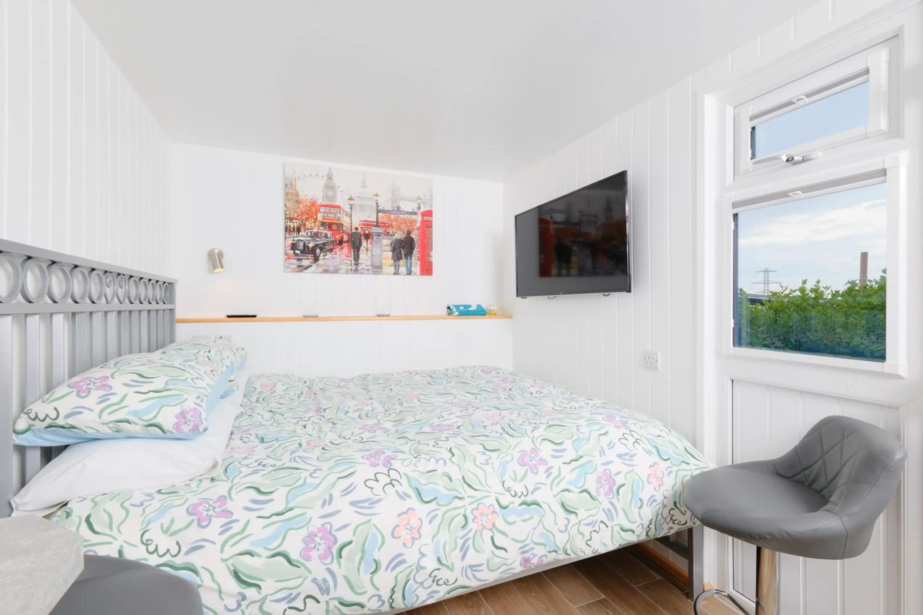 Bedroom, Bed in Mount View Overnight Accommodation