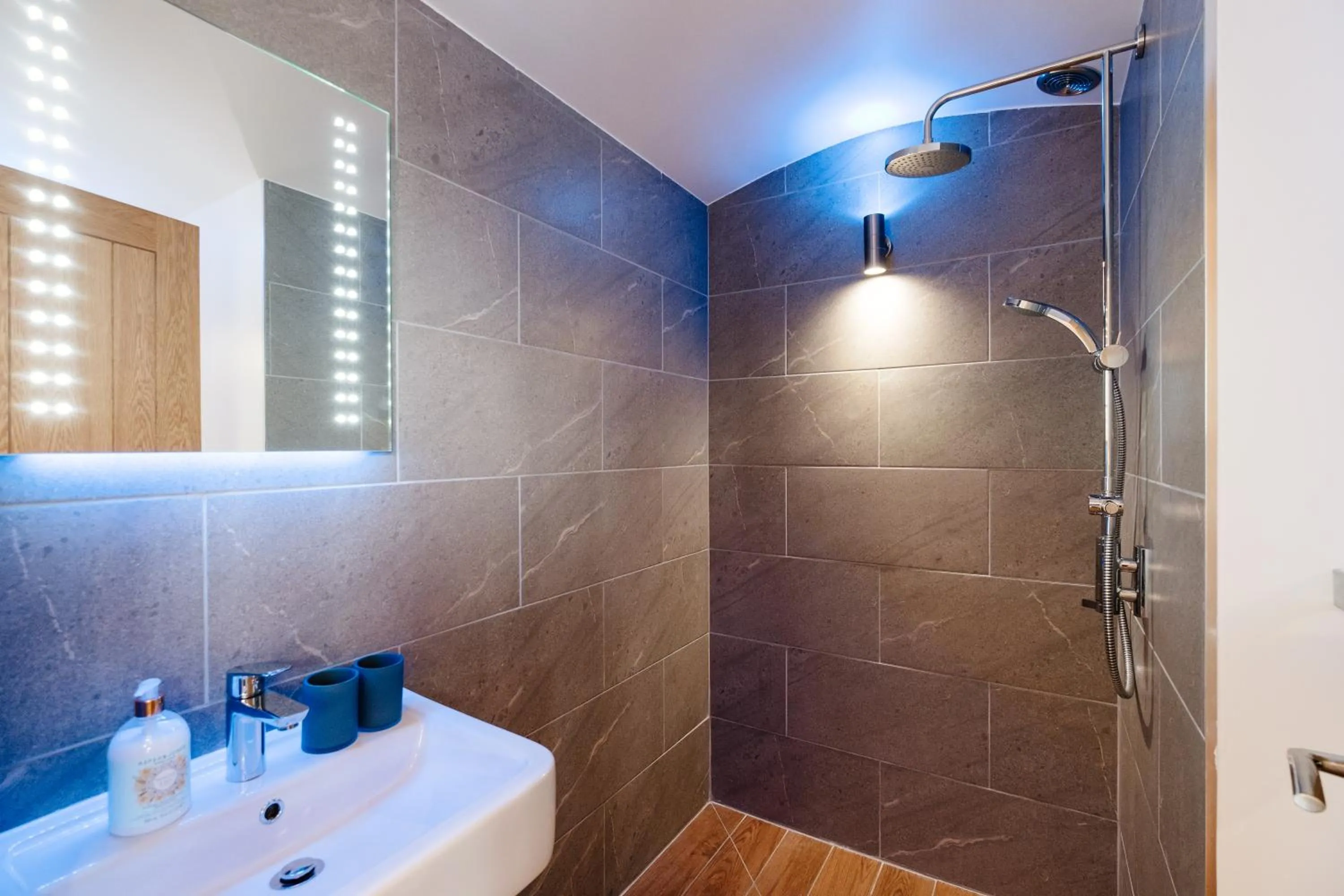 Shower in Mount View Overnight Accommodation