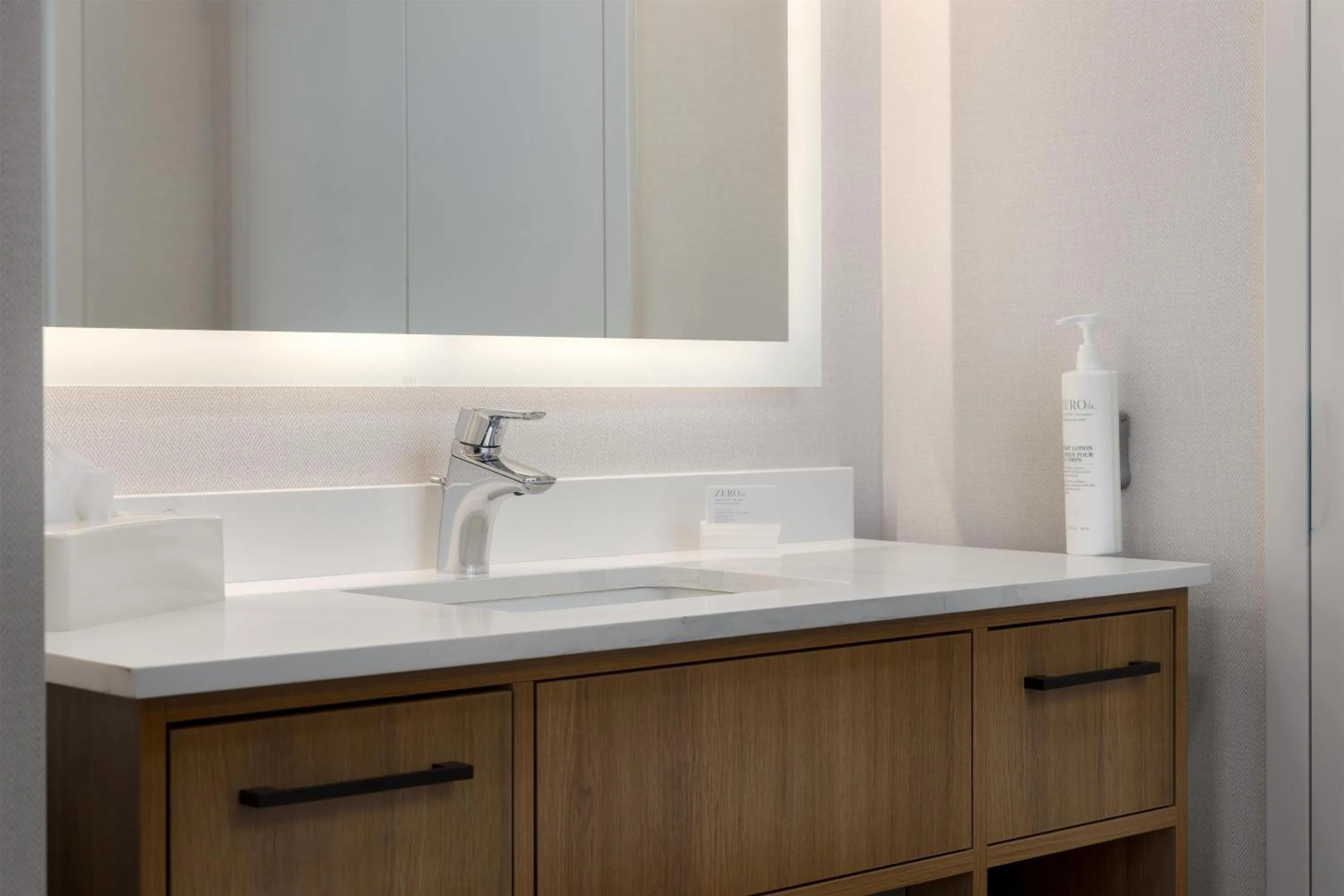 Bathroom in Homewood Suites by Hilton Toronto-Ajax