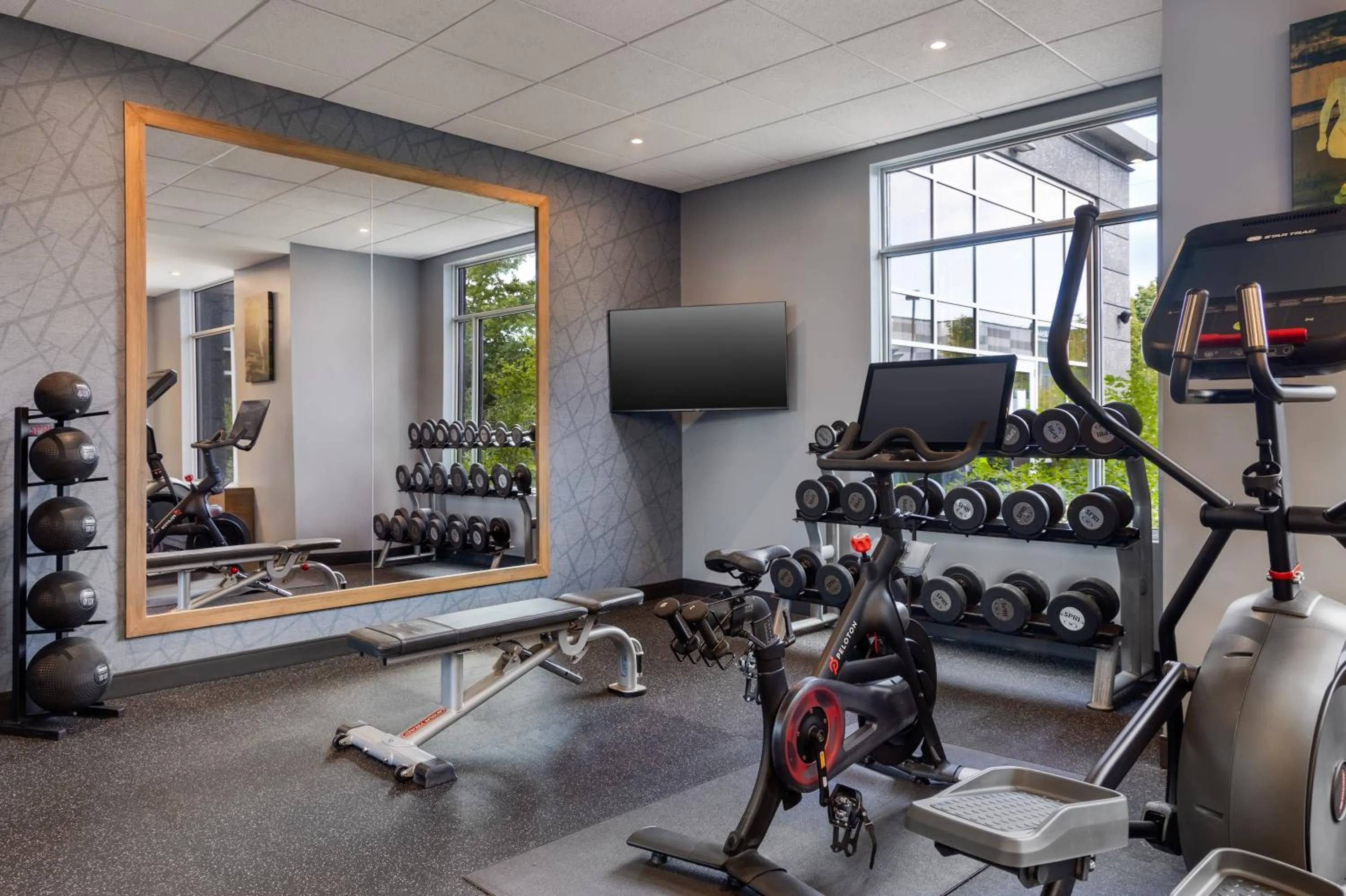 Fitness centre/facilities in Homewood Suites by Hilton Toronto-Ajax