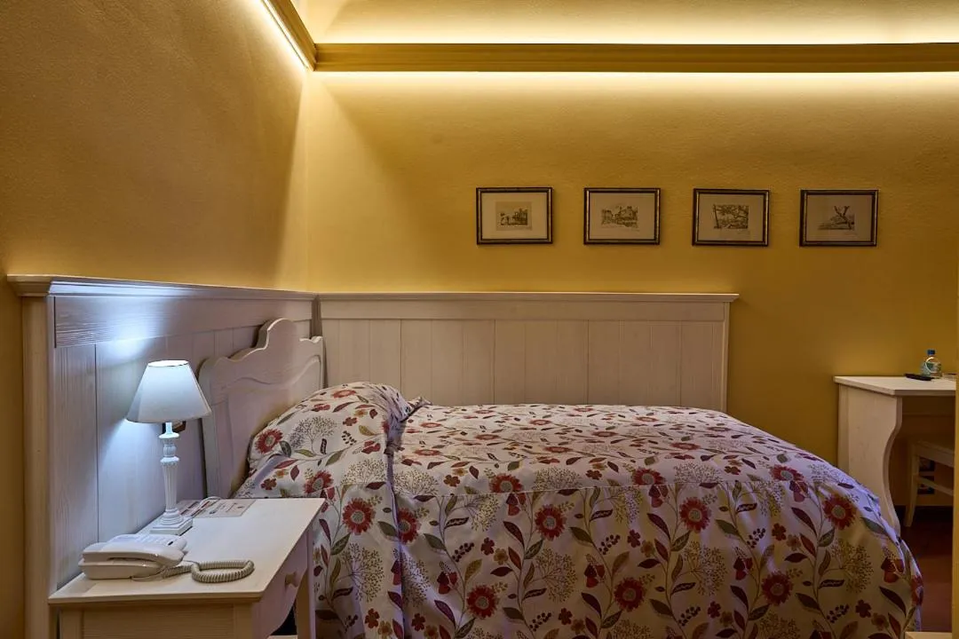 Bed in Albergo Trattoria Il Leone
