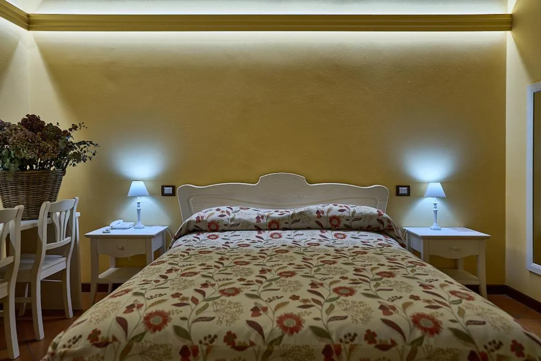 Bed in Albergo Trattoria Il Leone