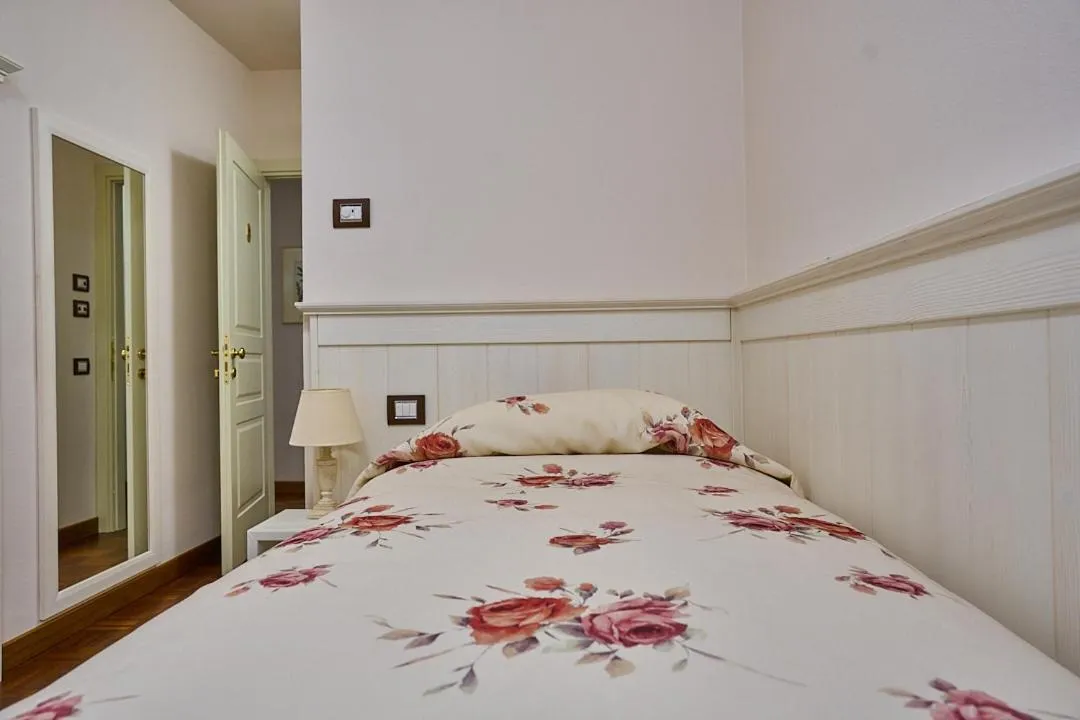 Bed in Albergo Trattoria Il Leone