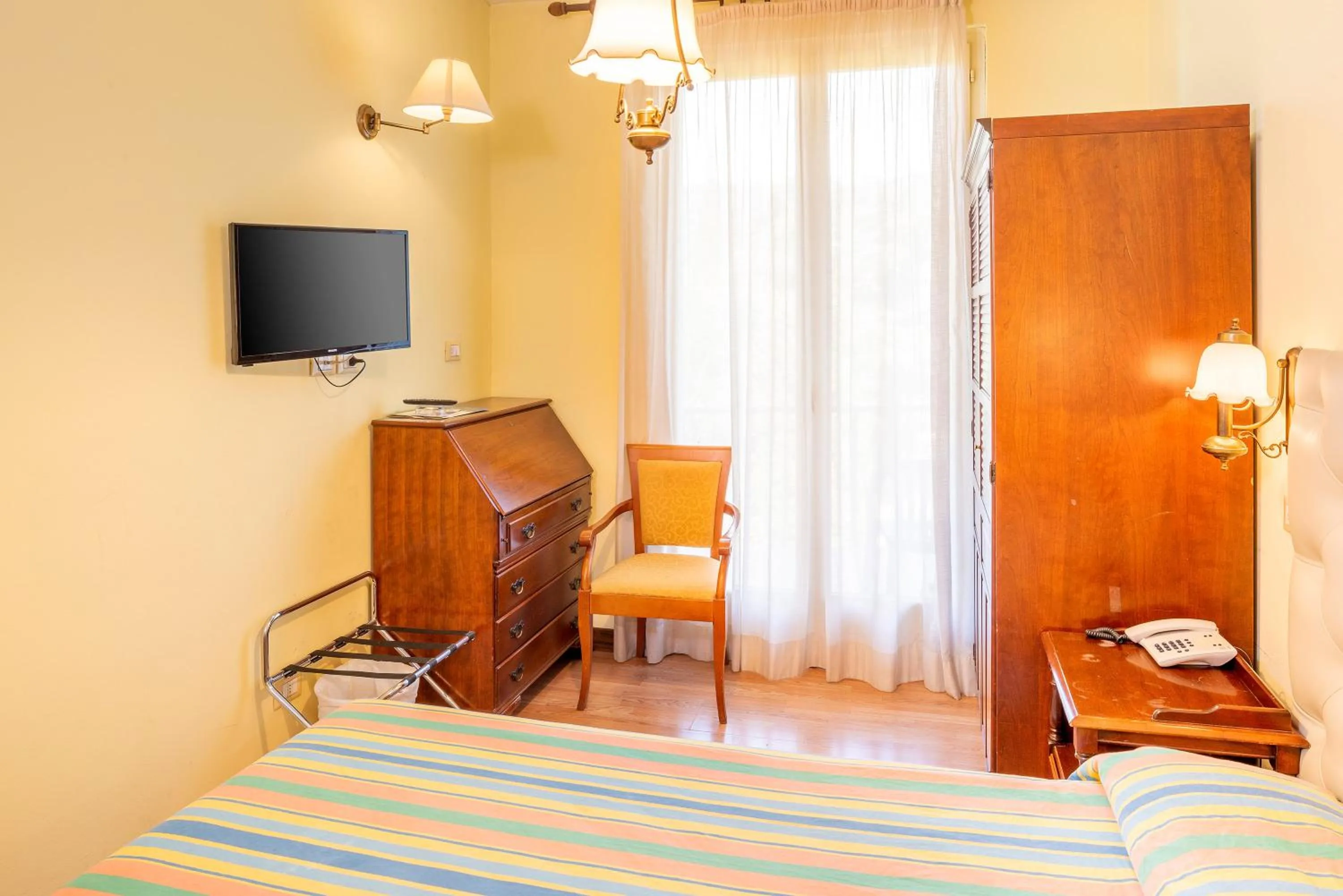 Bedroom, Bed in Hotel Palme & Suite