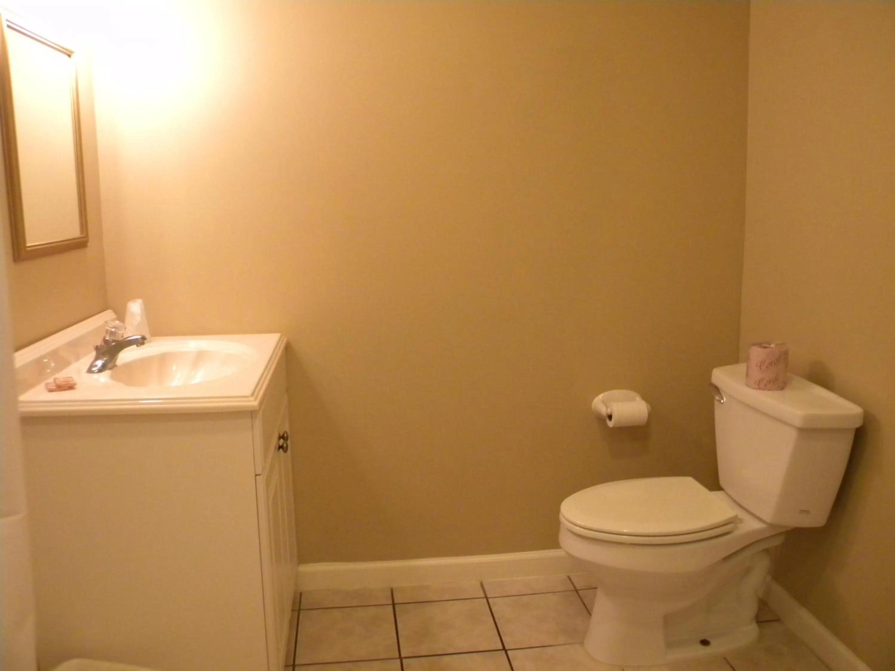 Toilet in Beach Walk Hotel