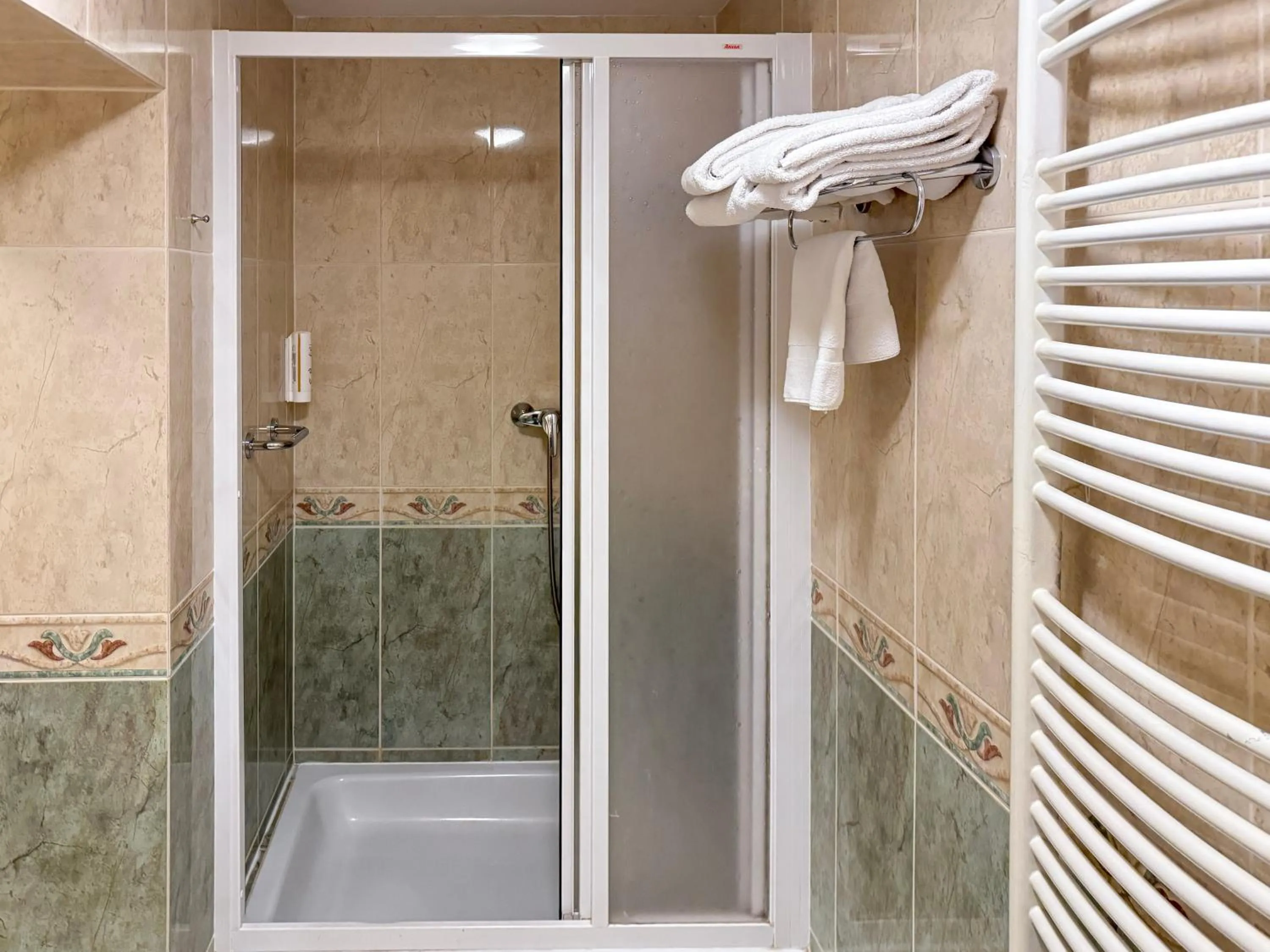 Bathroom in Residence Romanza