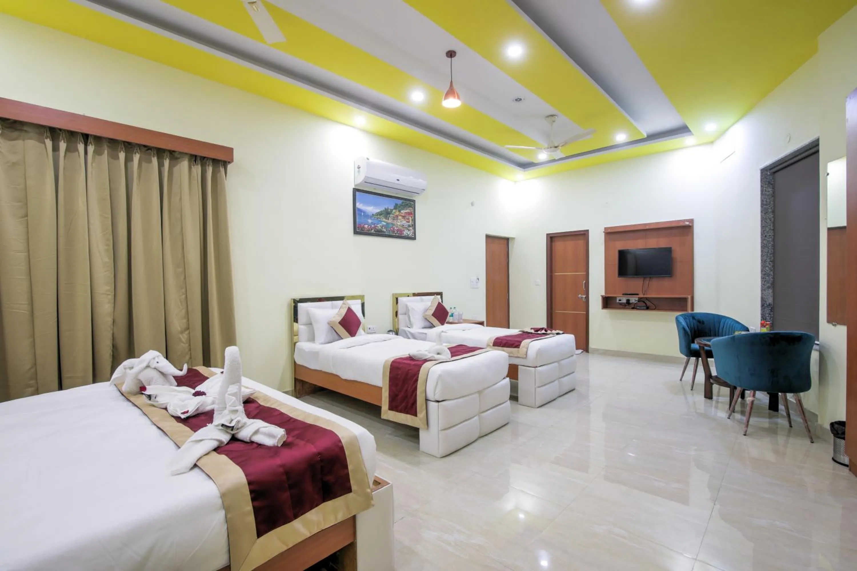 TV and multimedia, Bed in Twin Towers