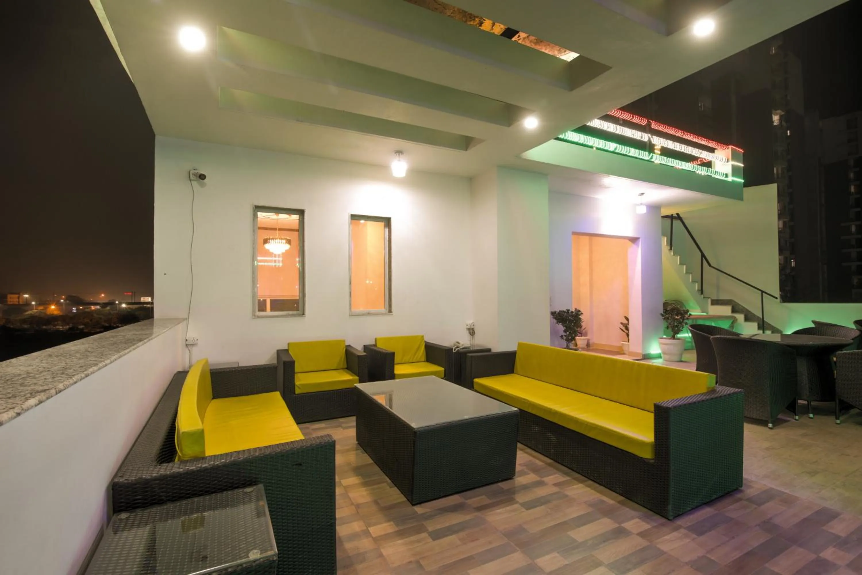 Lounge or bar in Twin Towers