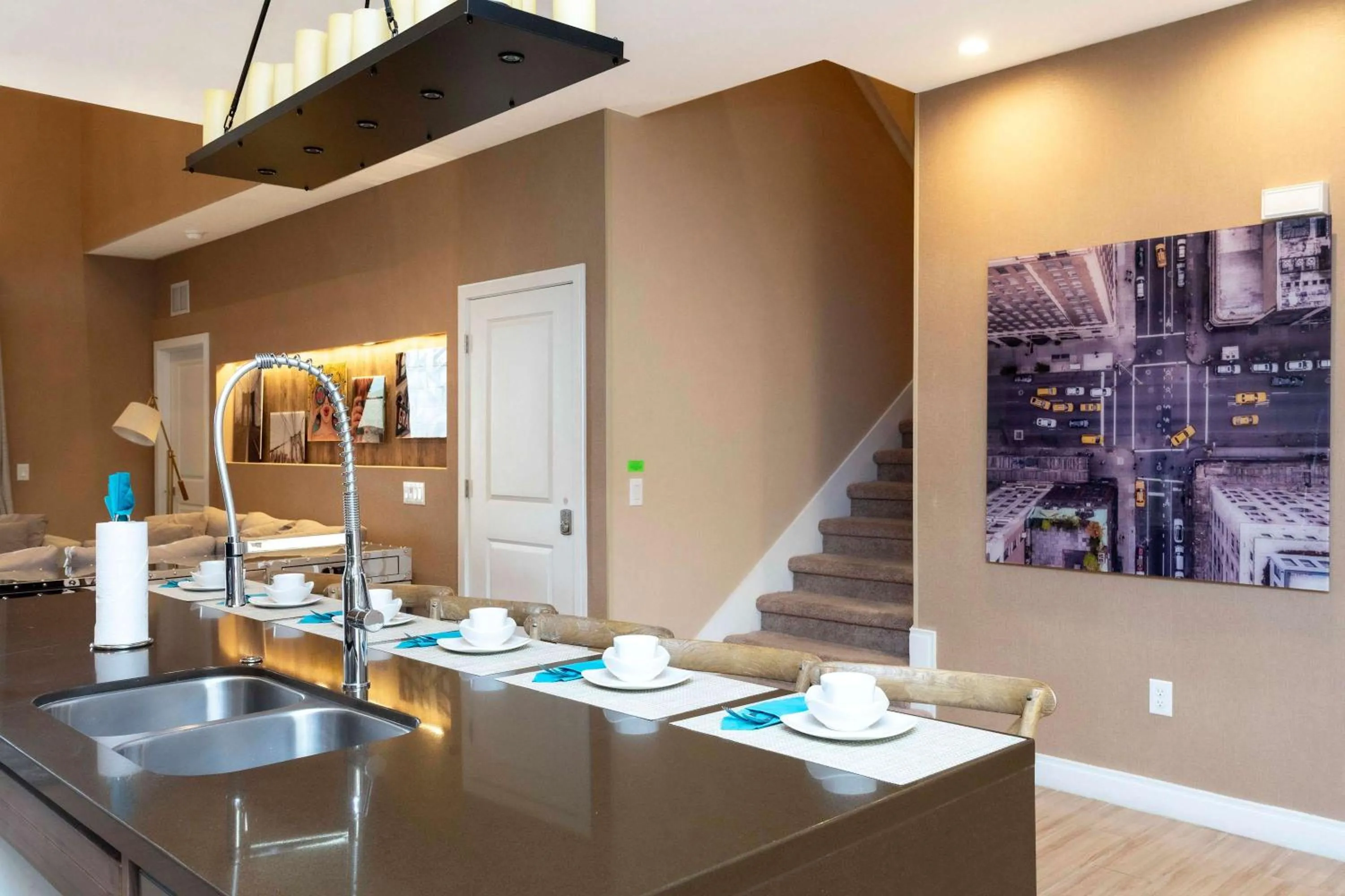 Gorgeous 4Bd Close to Disney @ Magic Village 7581