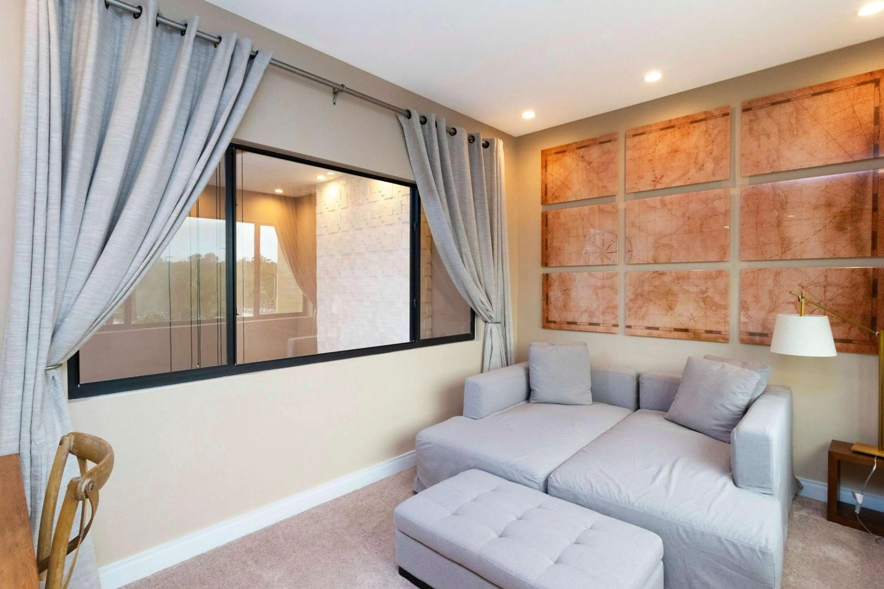 Gorgeous 4Bd Close to Disney @ Magic Village 7581