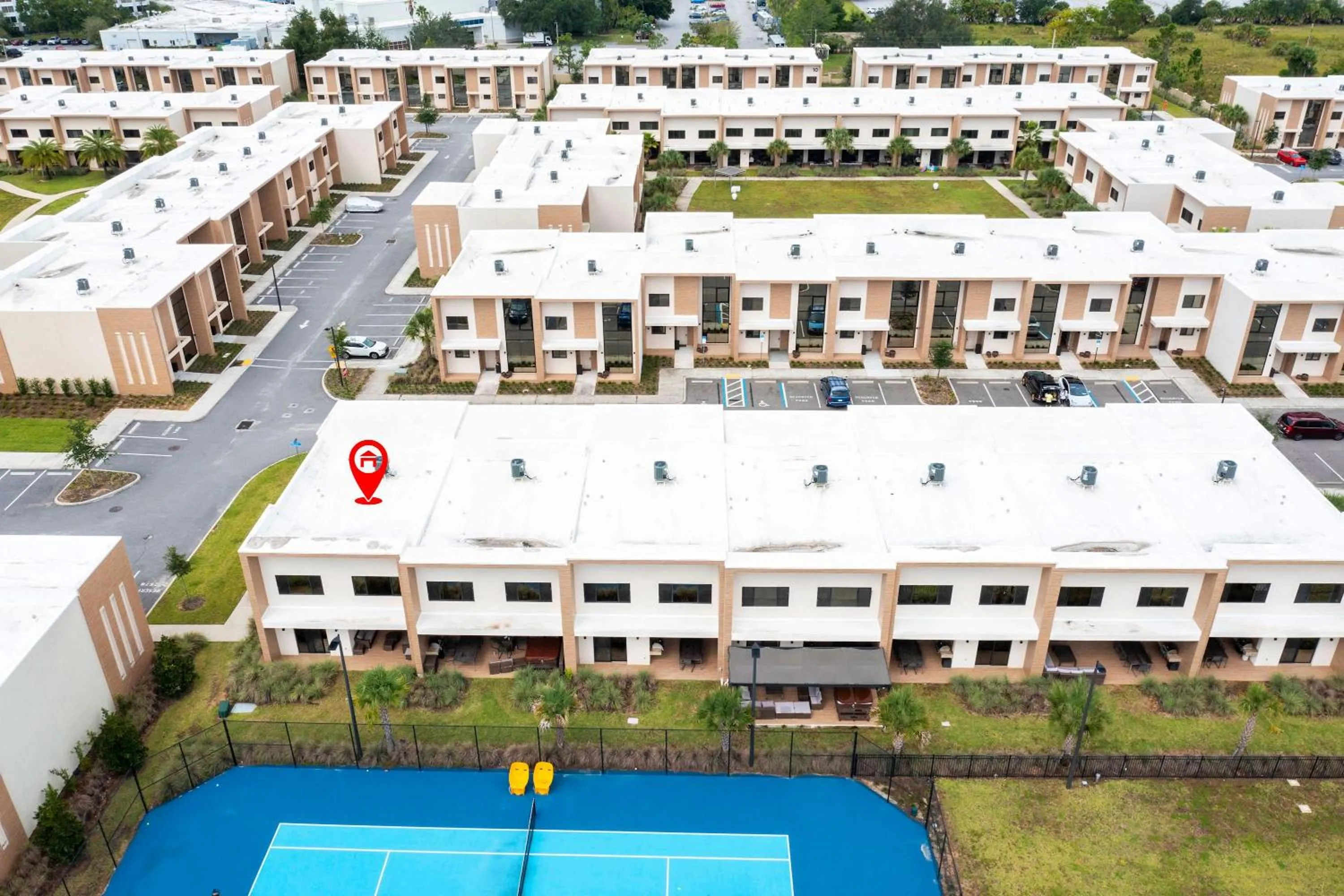 Gorgeous 4Bd Close to Disney @ Magic Village 7581