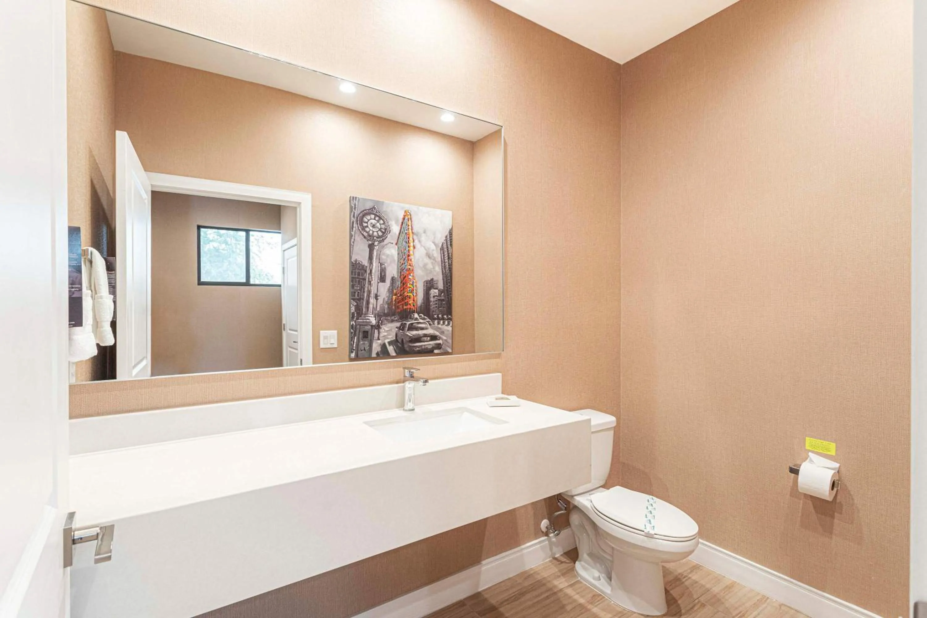 Gorgeous 4Bd Close to Disney @ Magic Village 7581