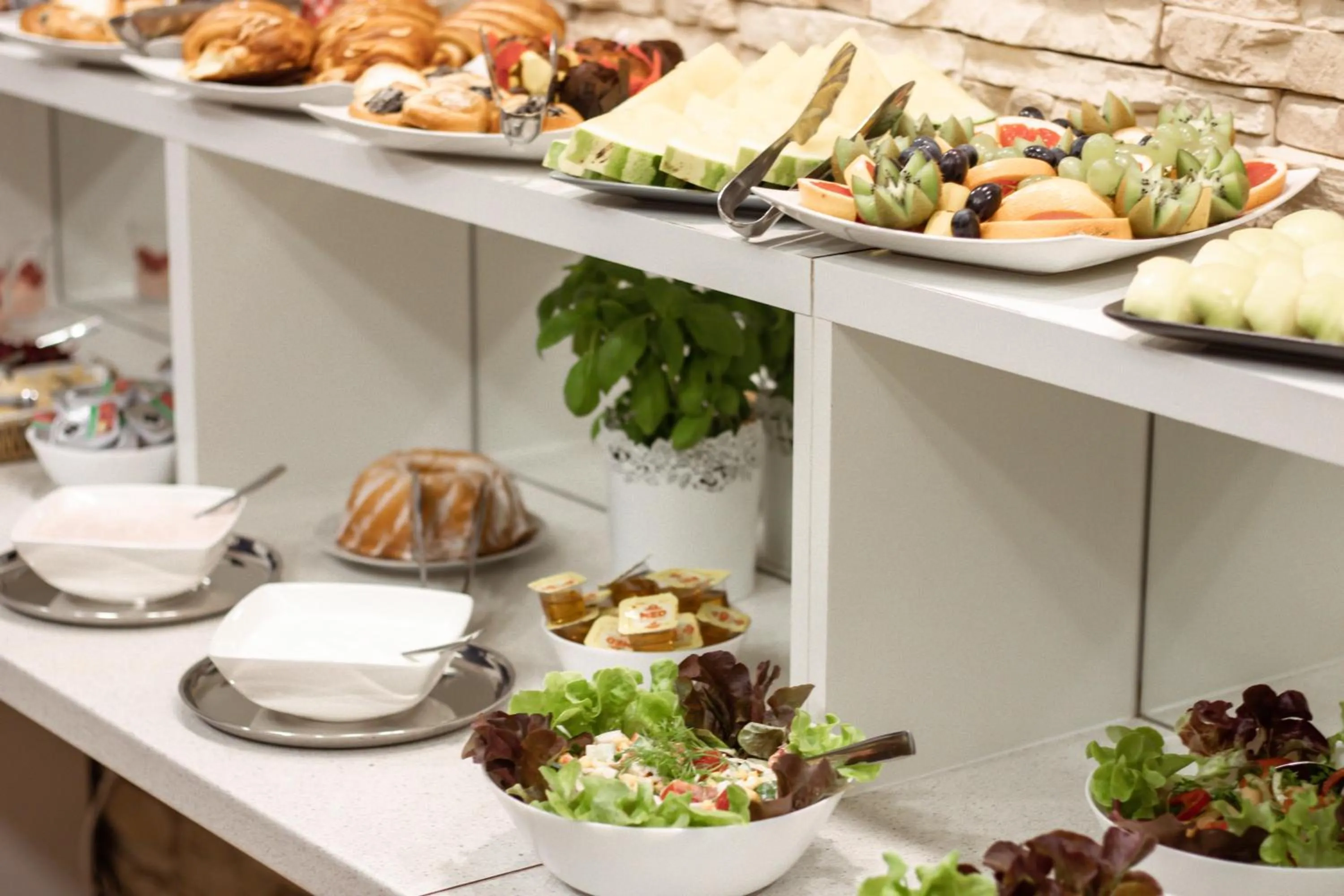 Breakfast in Hotel Brixen