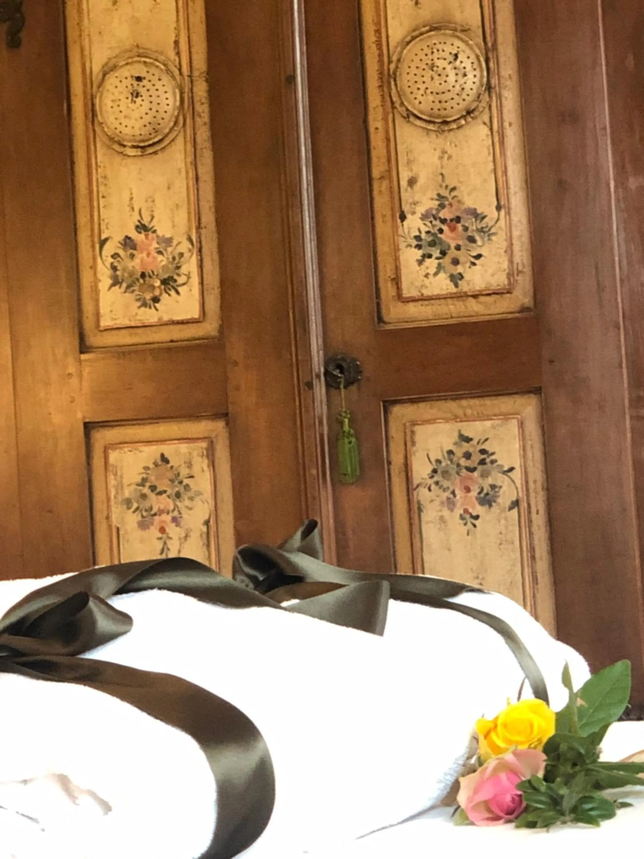 Decorative detail in La Cantina Relais - Fattoria Il Cipresso