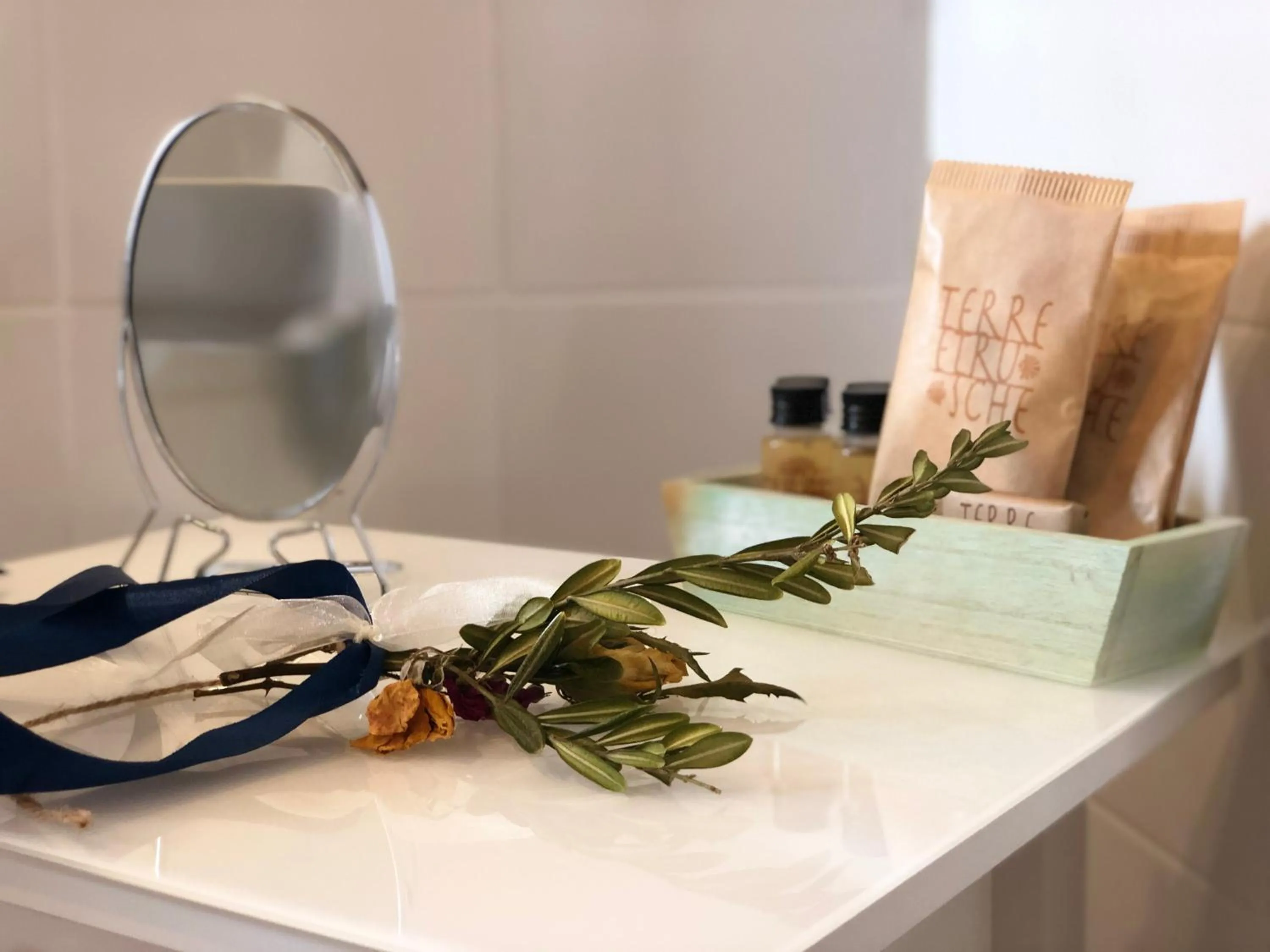 Bathroom in La Cantina Relais - Fattoria Il Cipresso