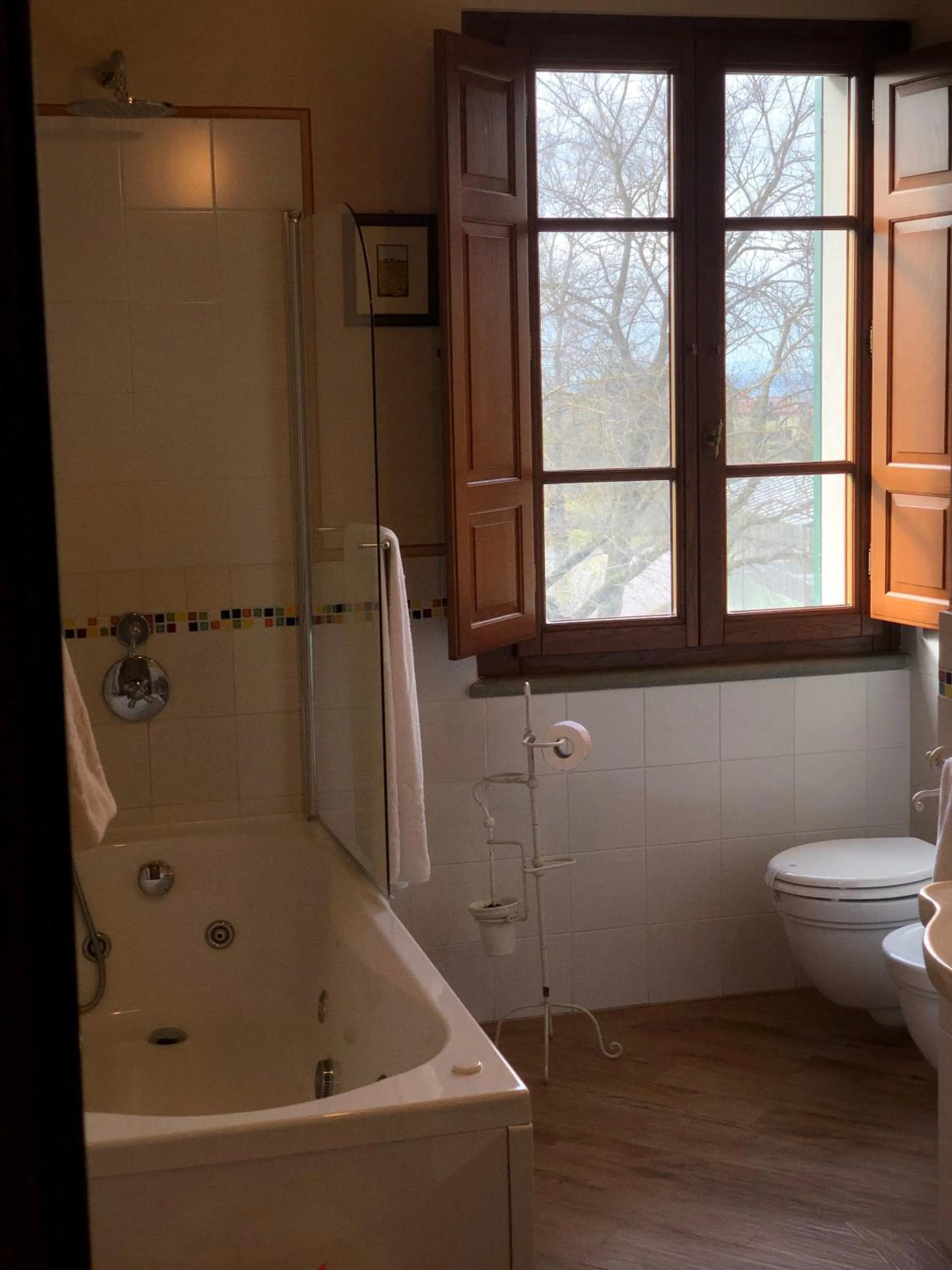 Bathroom in La Cantina Relais - Fattoria Il Cipresso