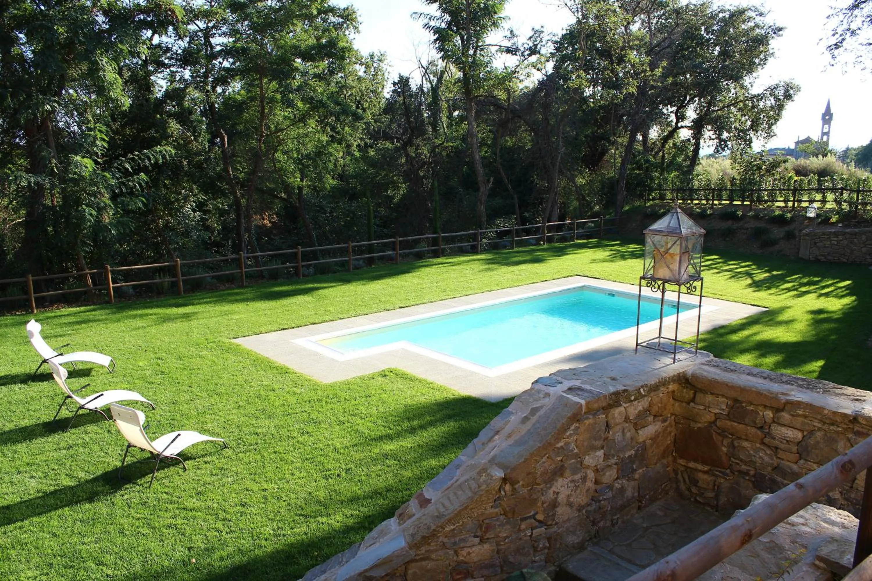 Swimming pool in La Cantina Relais - Fattoria Il Cipresso