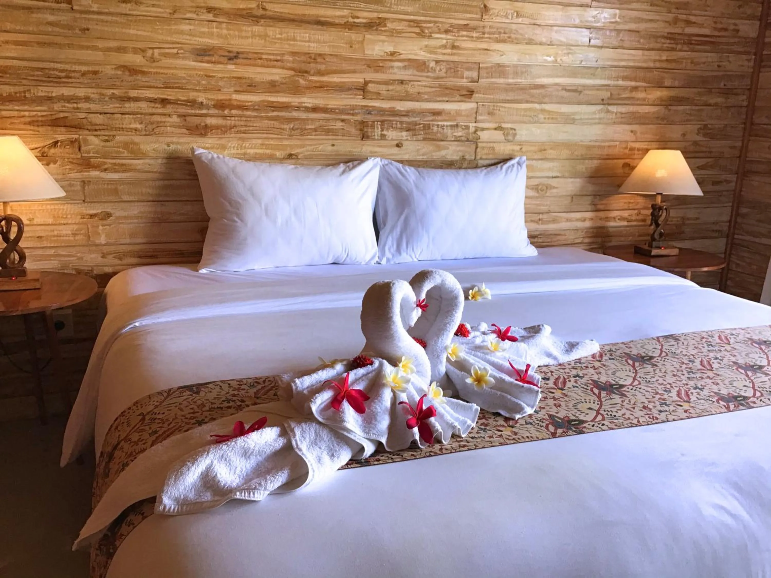 Bedroom, Bed in Maruti Beach Club