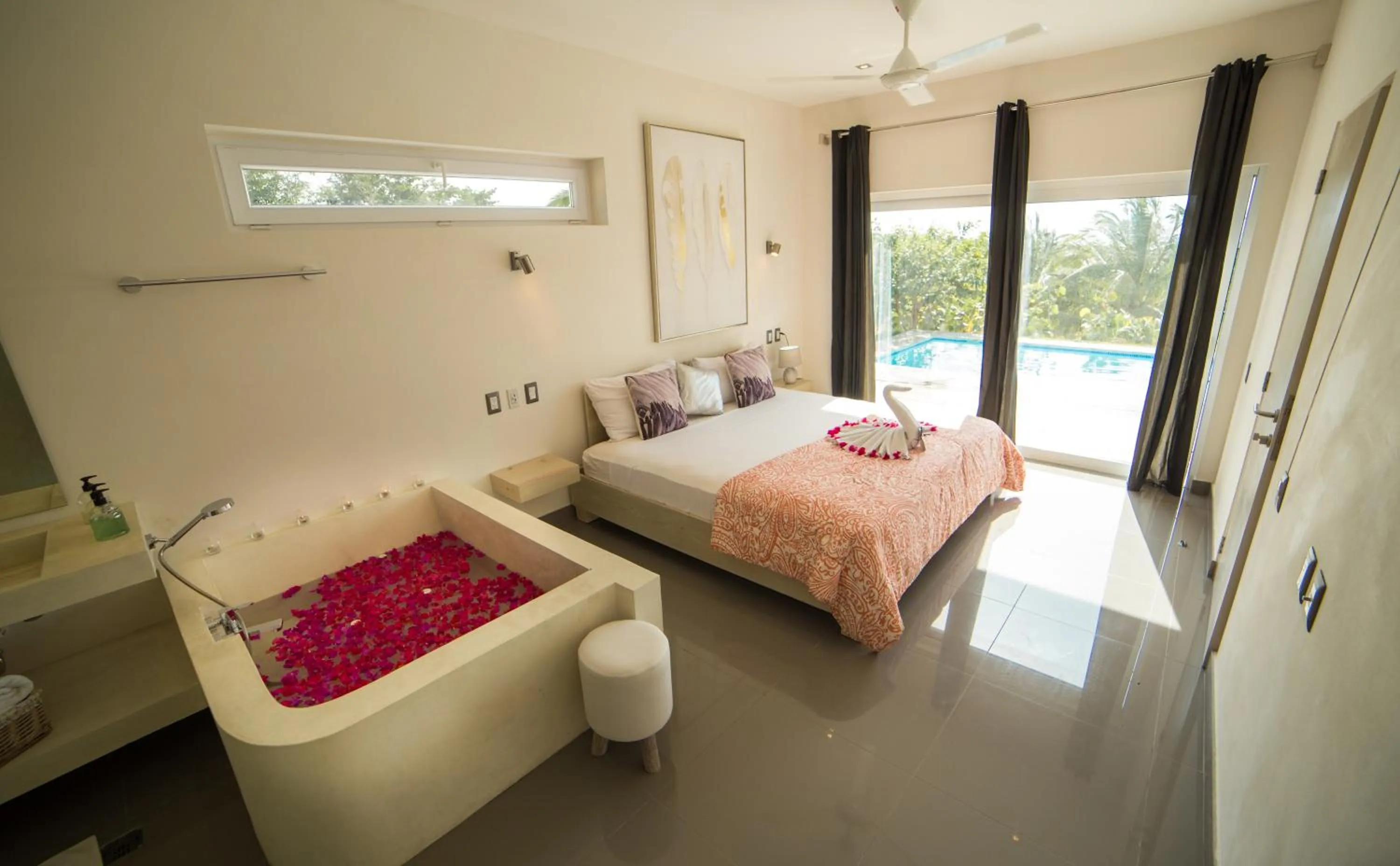 Photo of the whole room, Bed in Villas Agua Dulce