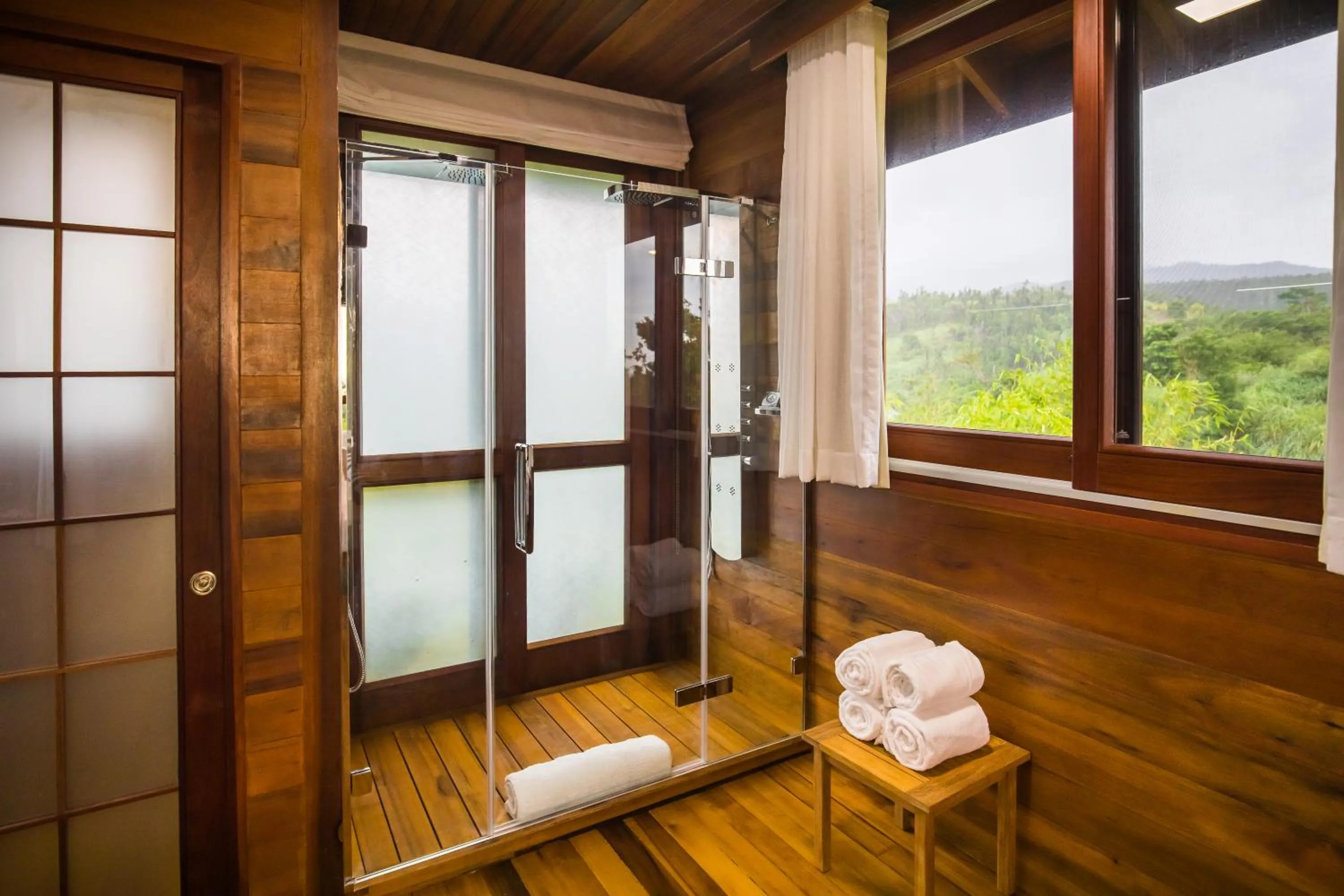 Bathroom in Secret Bay