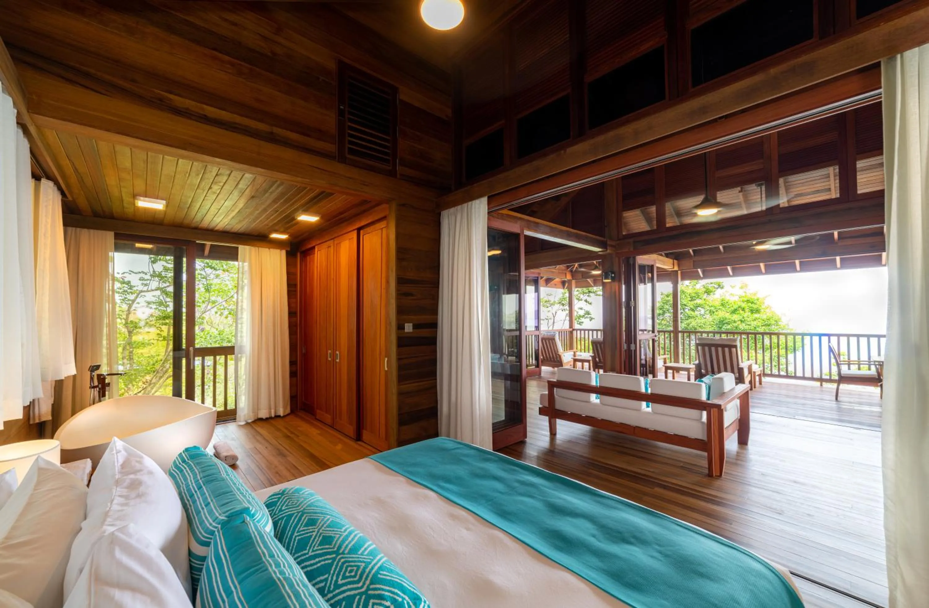 Bedroom, Bed in Secret Bay