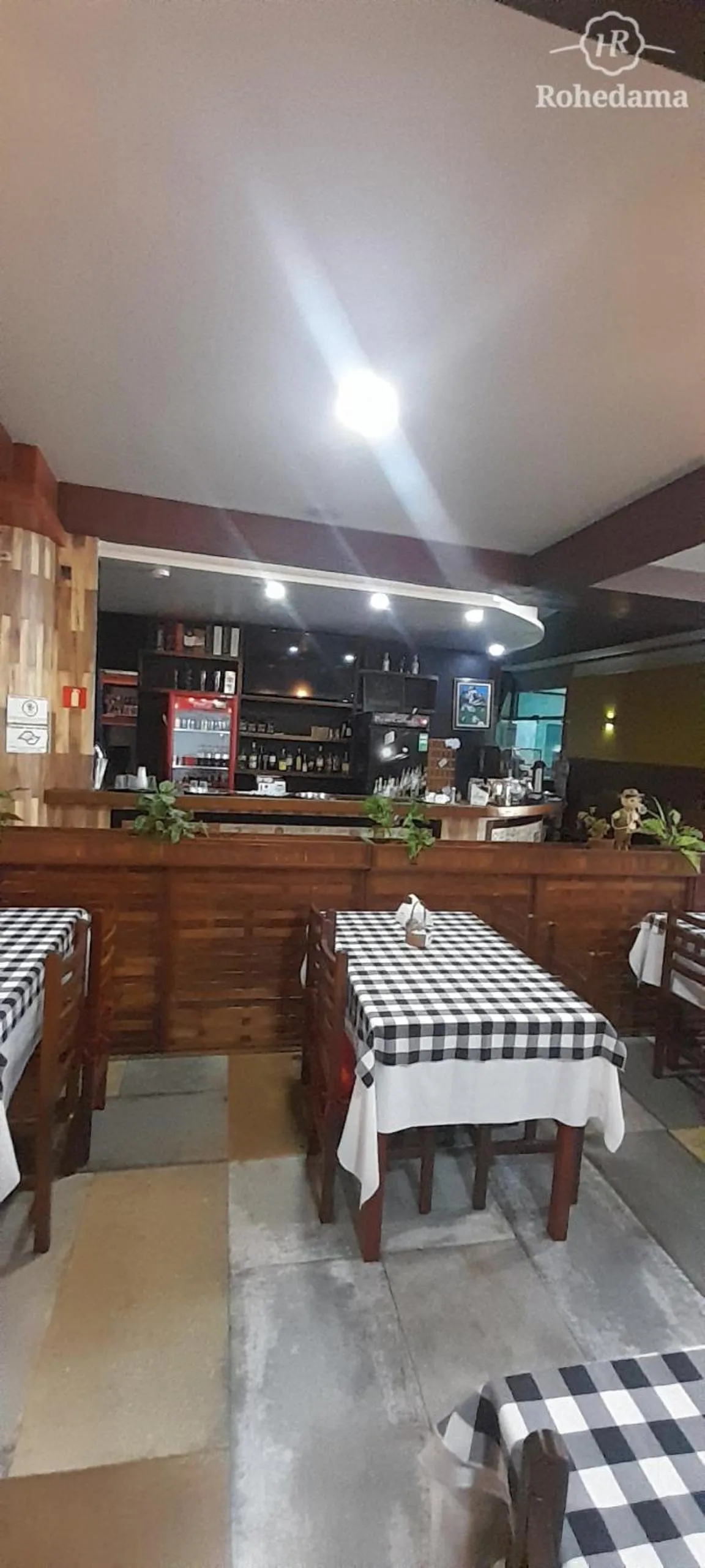 Restaurant/places to eat in Rohedama Hotel