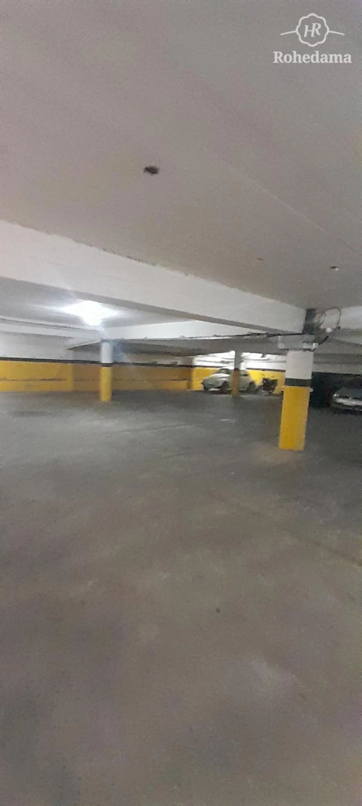 Parking in Rohedama Hotel