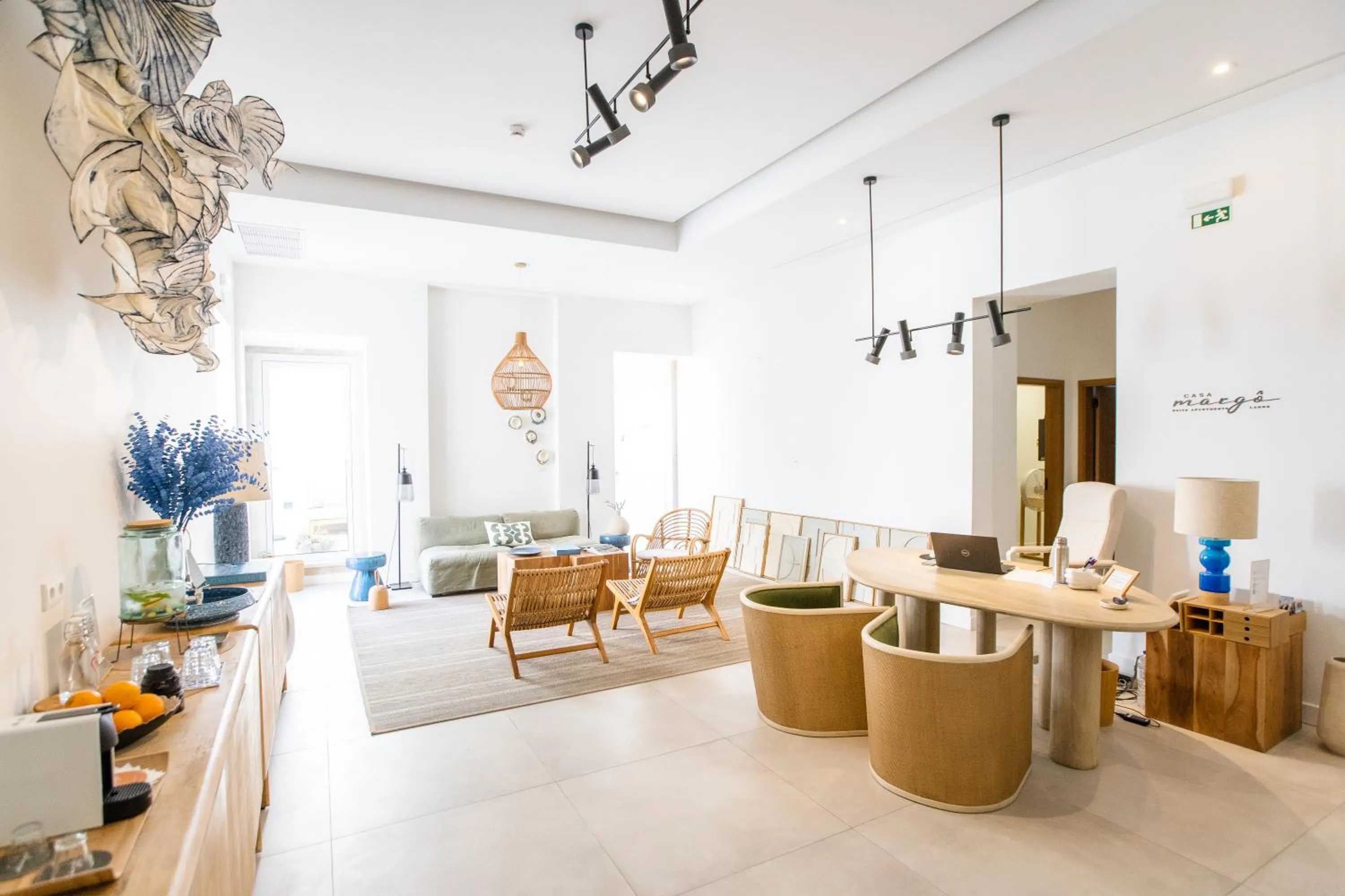 Property building in Casa Margô