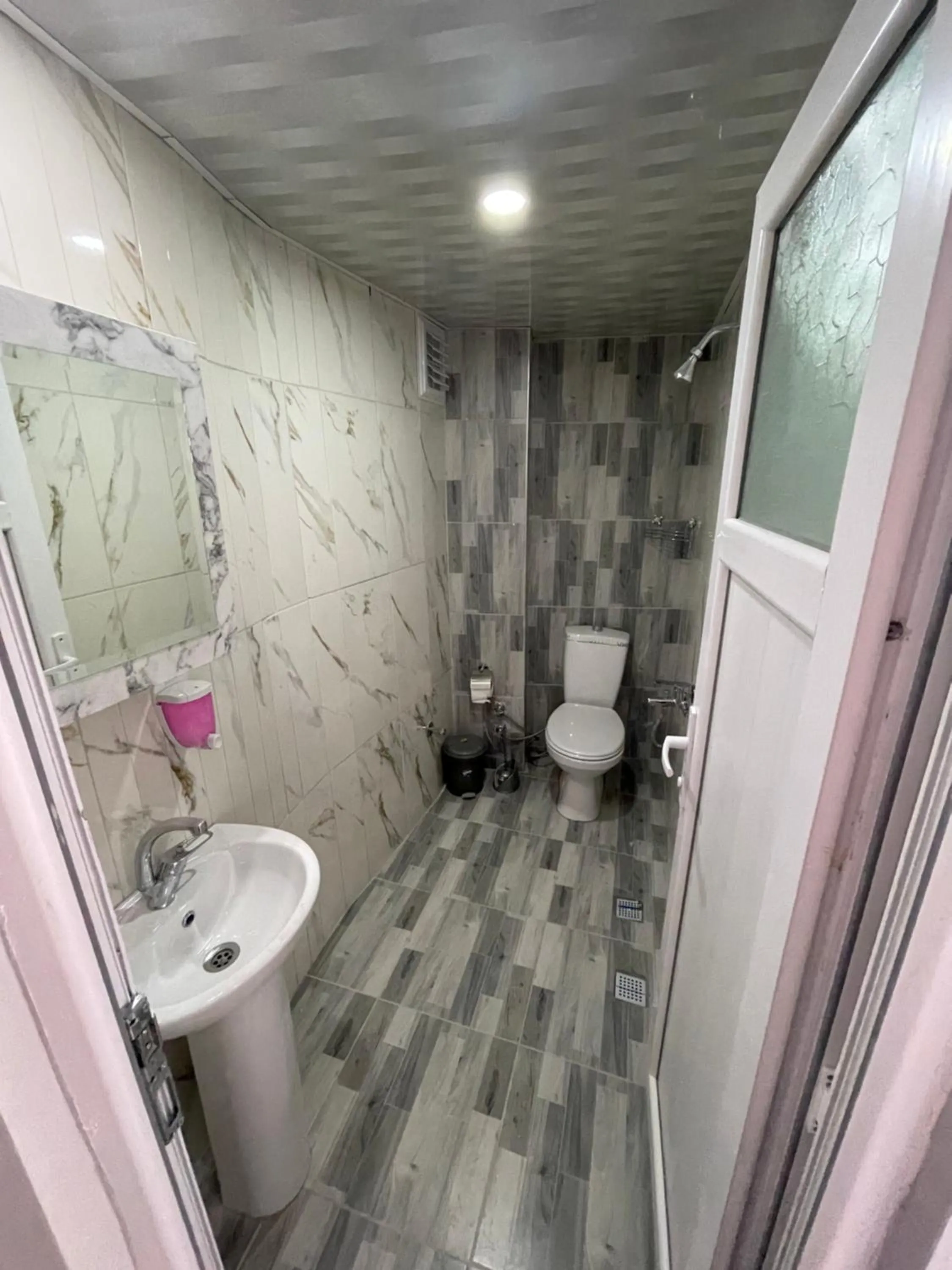 Bathroom in ERSOY EGE APART OTEL