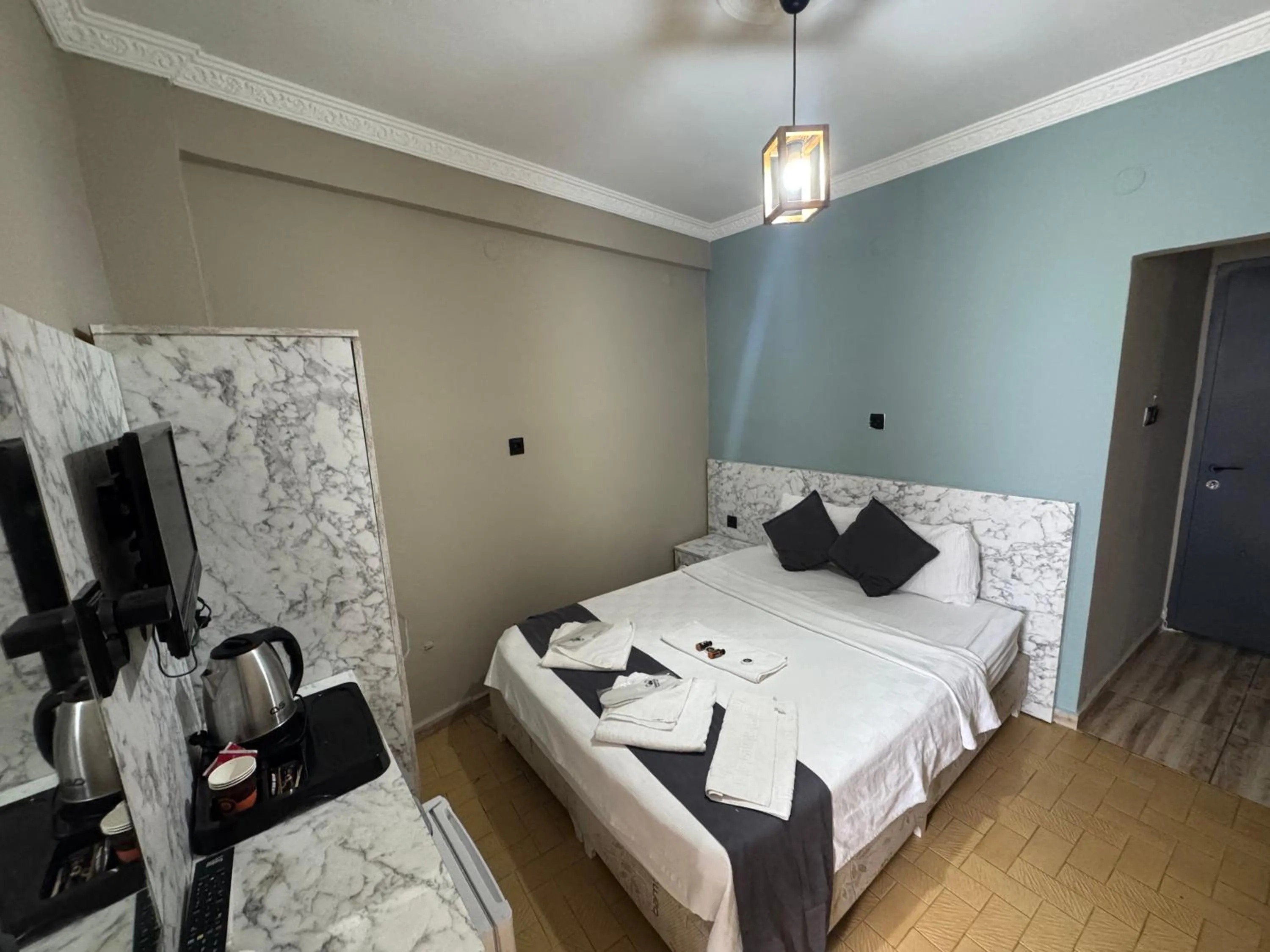 Bed in ERSOY EGE APART OTEL