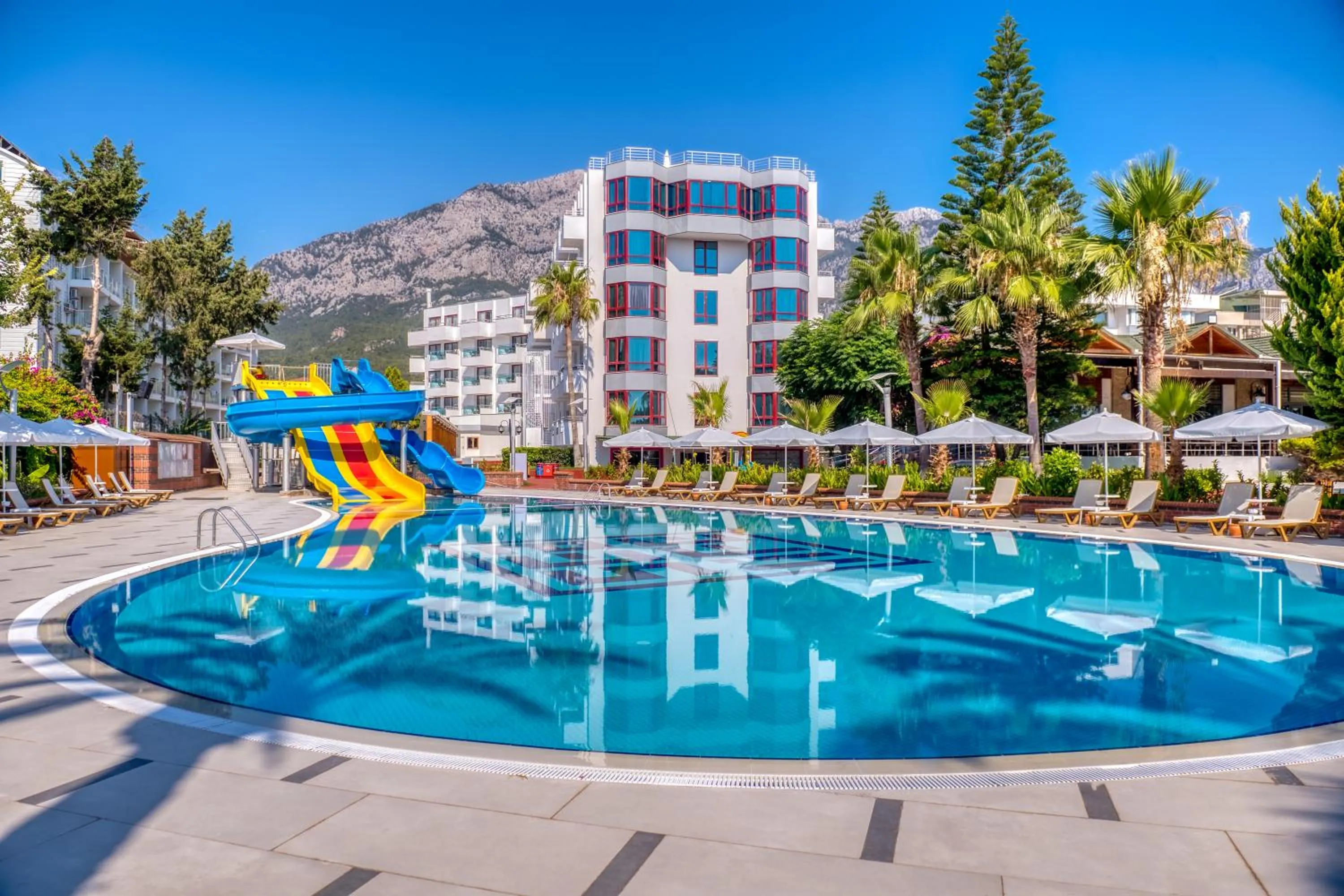 Swimming pool in Sealife Kemer Resort Hotel - Ultra All Inclusive
