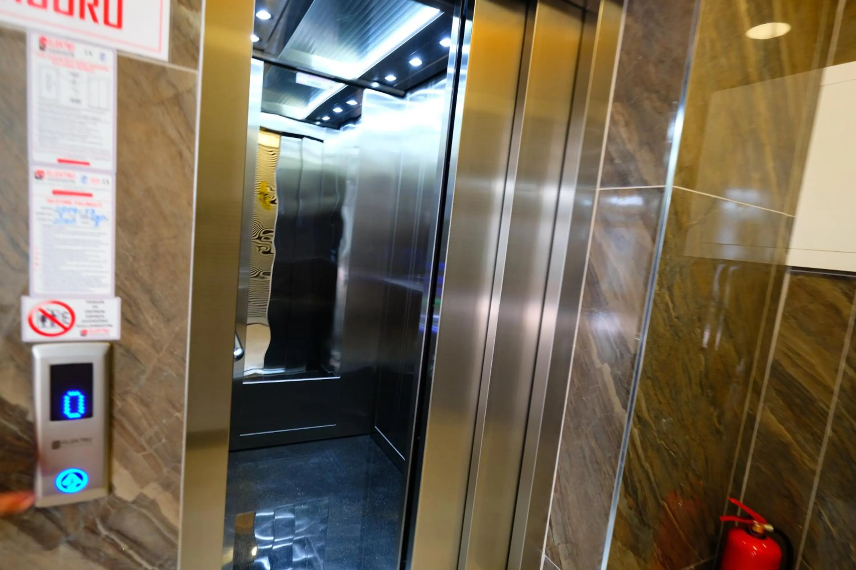 Massage in Vega Suites