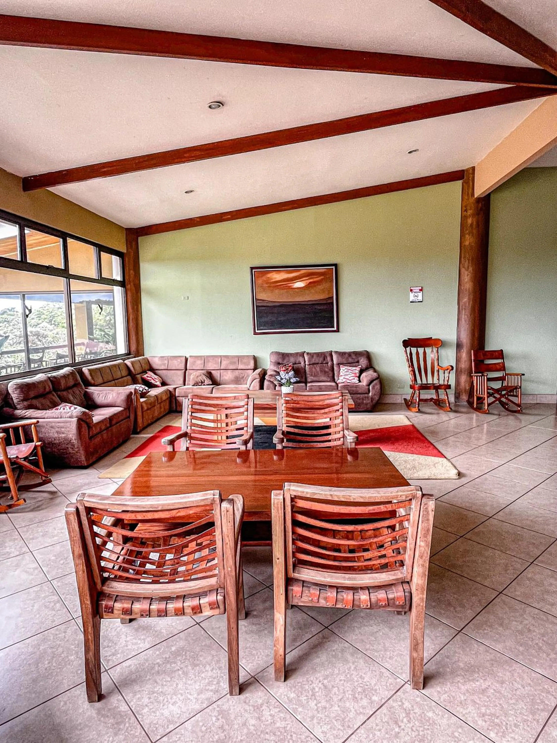 Lobby or reception in Hotel Montaña Monteverde