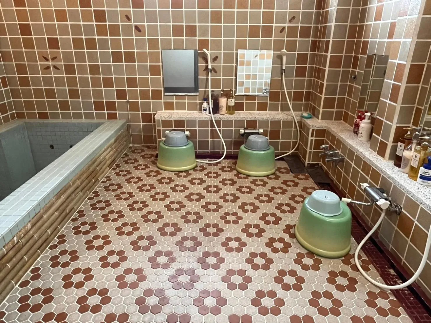 Yuzawa Hotel New Fukudaya-ski in ski out