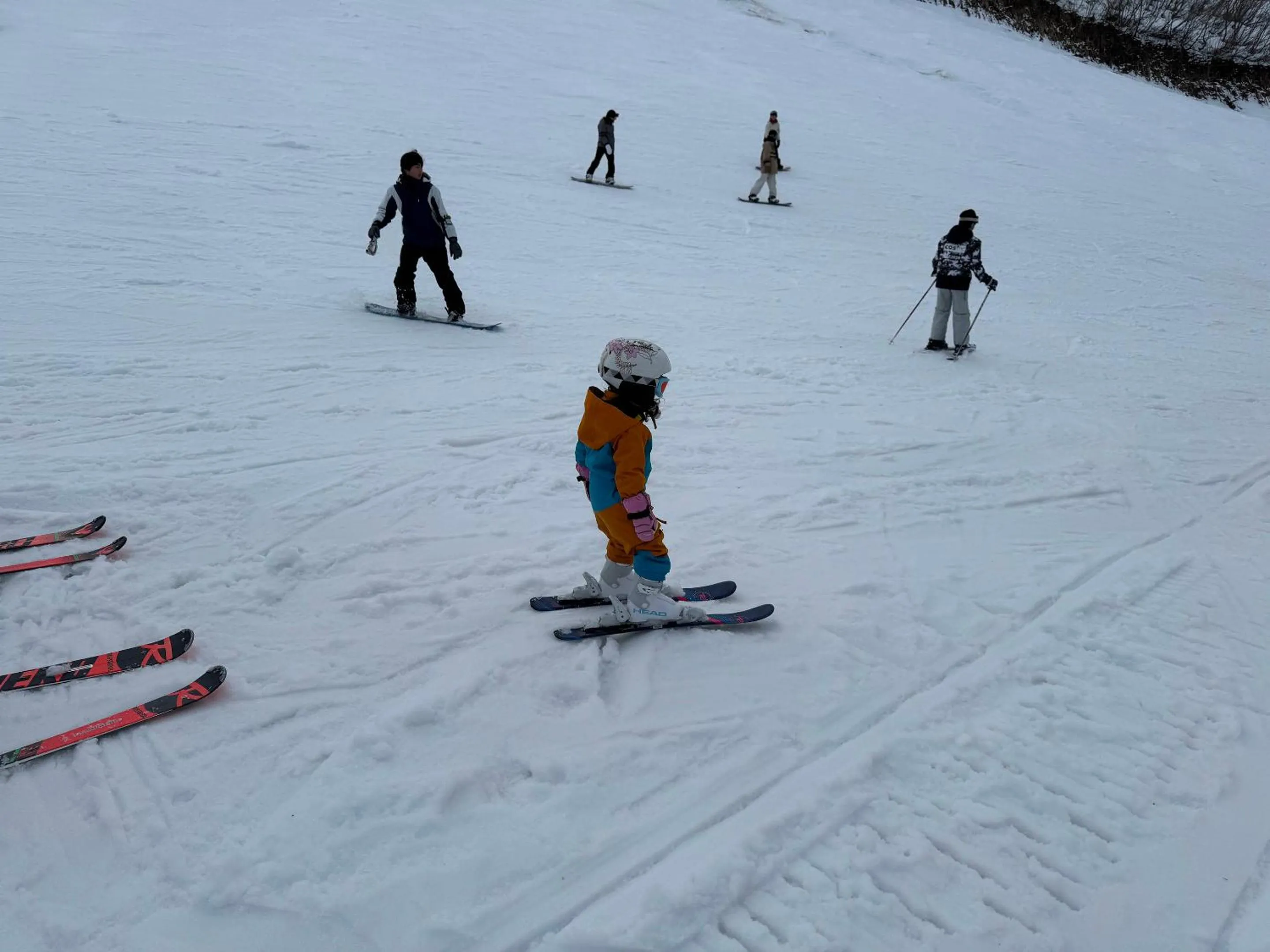 Skiing in Ishiuchi Ski Center