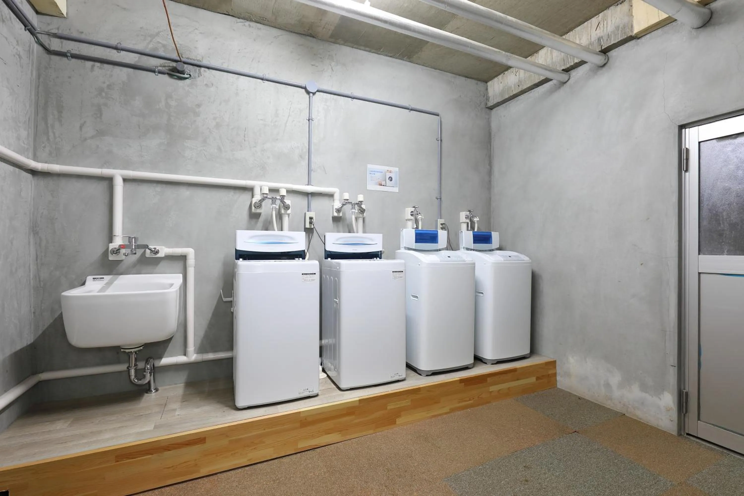 Area and facilities in Ishiuchi Ski Center