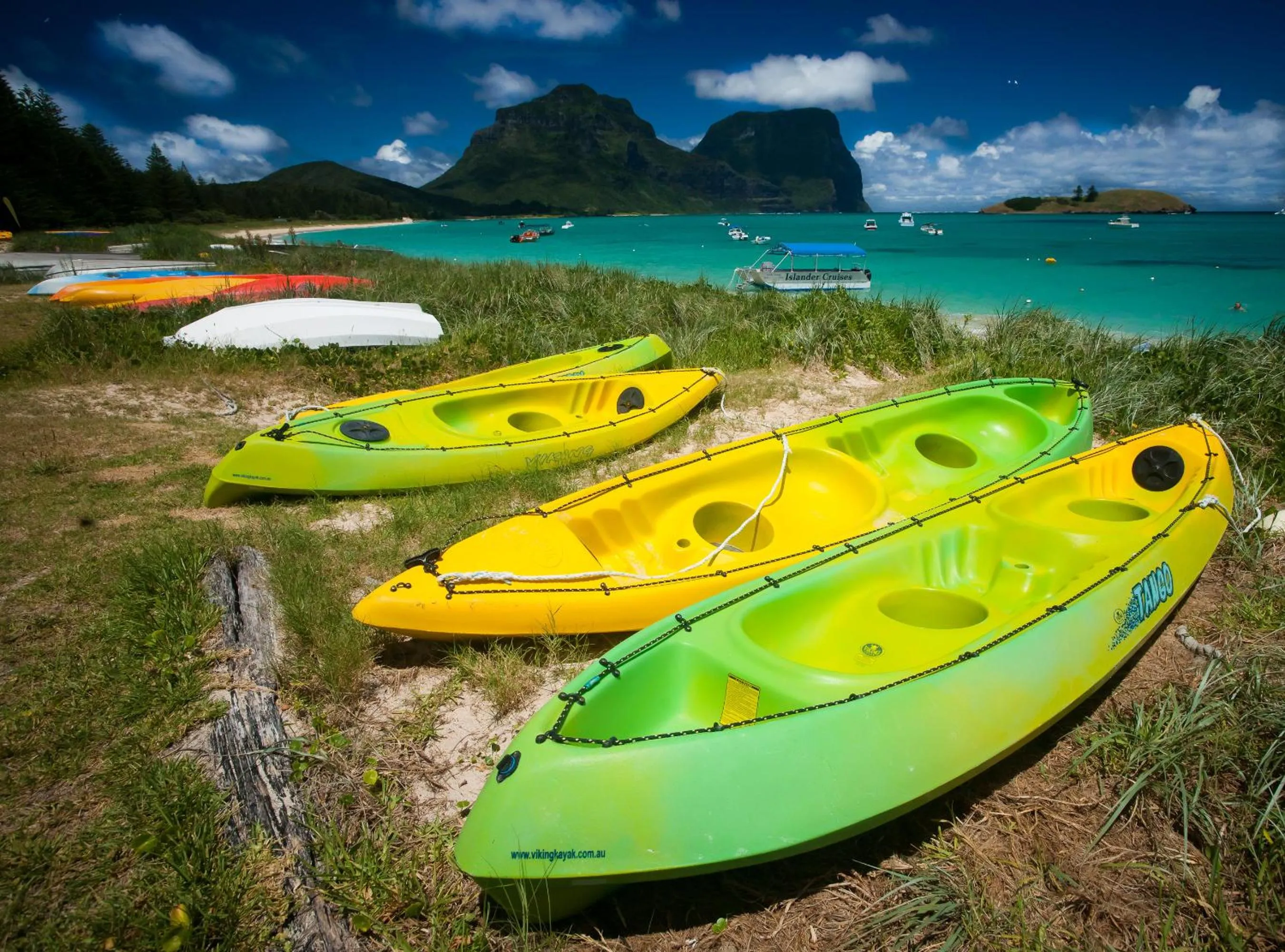 Area and facilities in Beachcomber Lodge