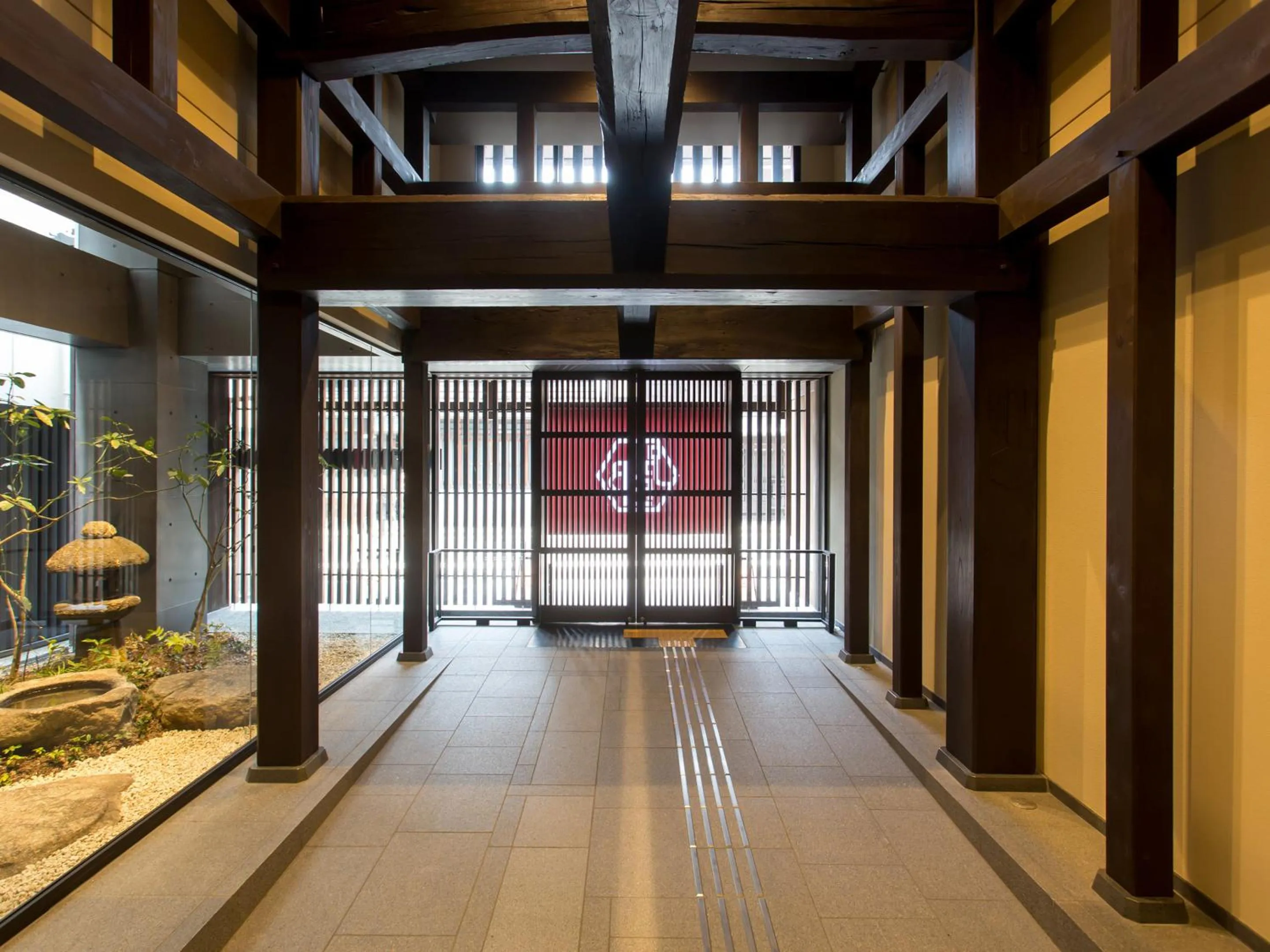 Lobby or reception in Mitsui Garden Hotel Kyoto Shinmachi Bettei