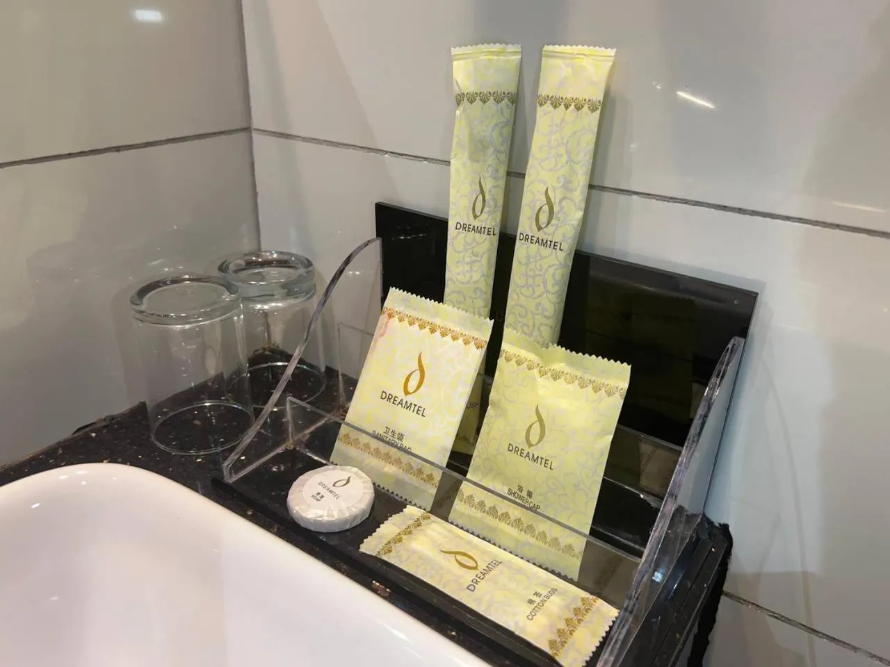 Shower in Dreamtel Kota Kinabalu