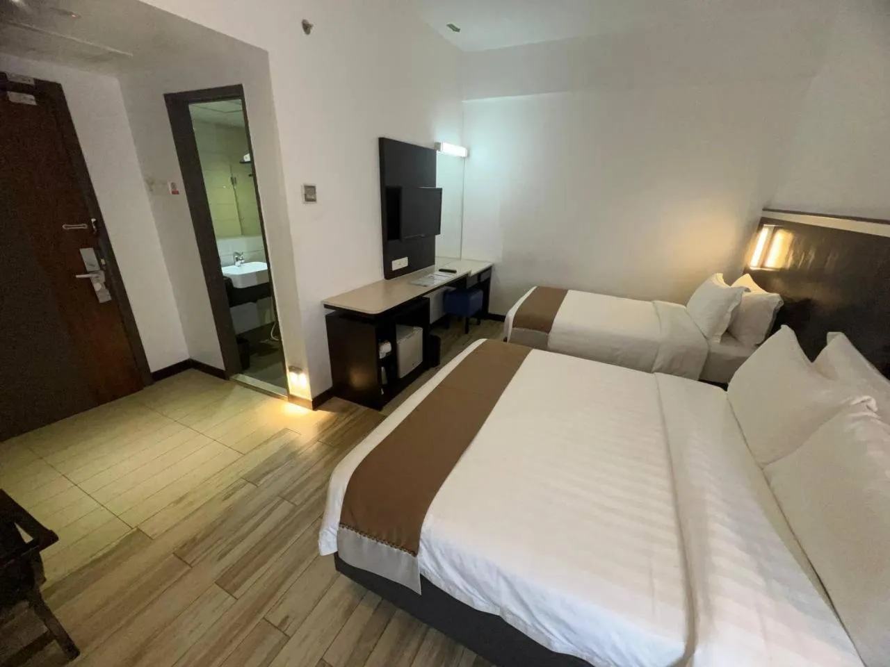 Bed in Dreamtel Kota Kinabalu